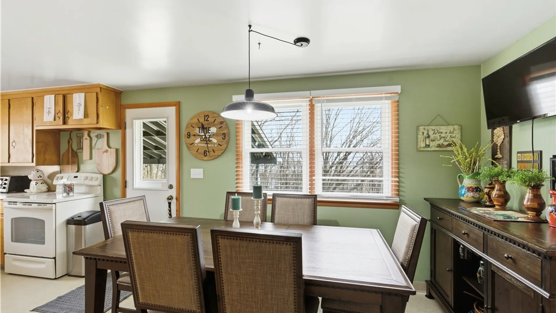 Property at 116 Huntshill Road, Geddes, NY 13209 13