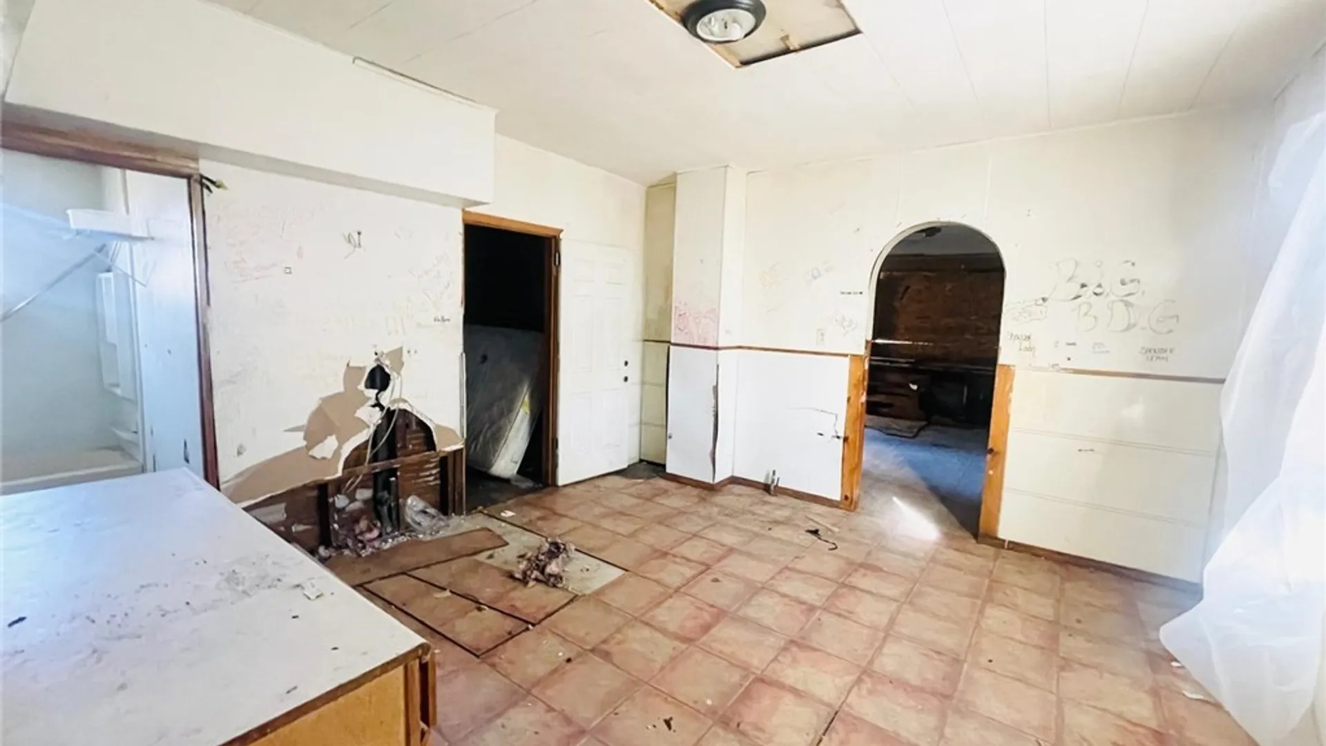 Property at 80 Liddell Street, Buffalo, NY 14212 10