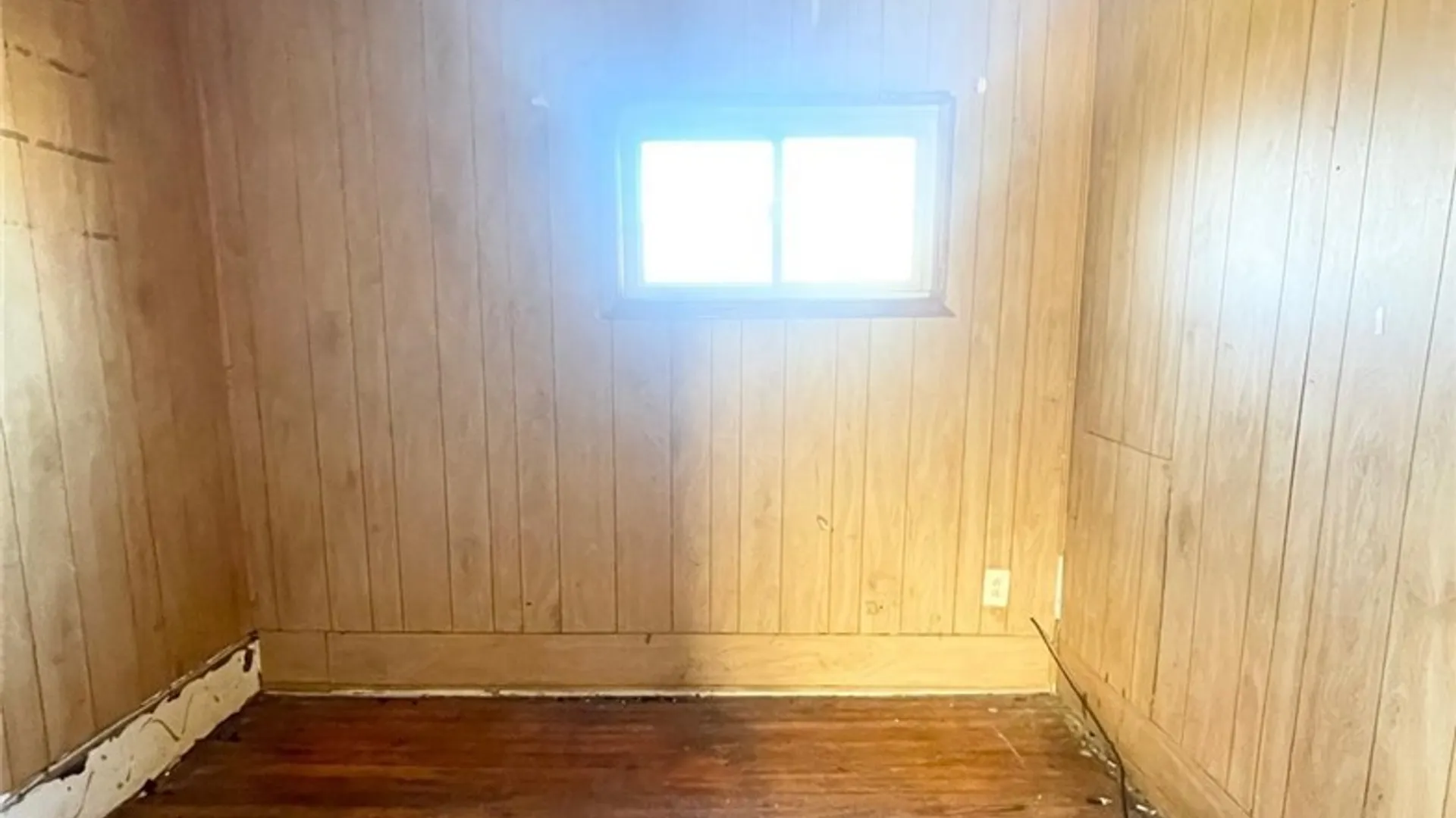 Property at 80 Liddell Street, Buffalo, NY 14212 13