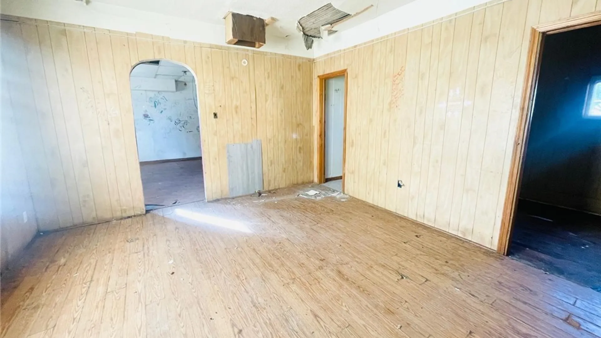 Property at 80 Liddell Street, Buffalo, NY 14212 4