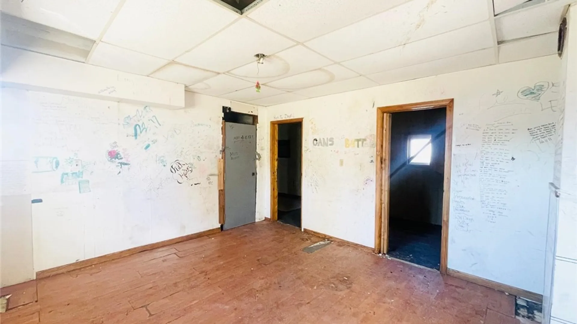 Property at 80 Liddell Street, Buffalo, NY 14212 5