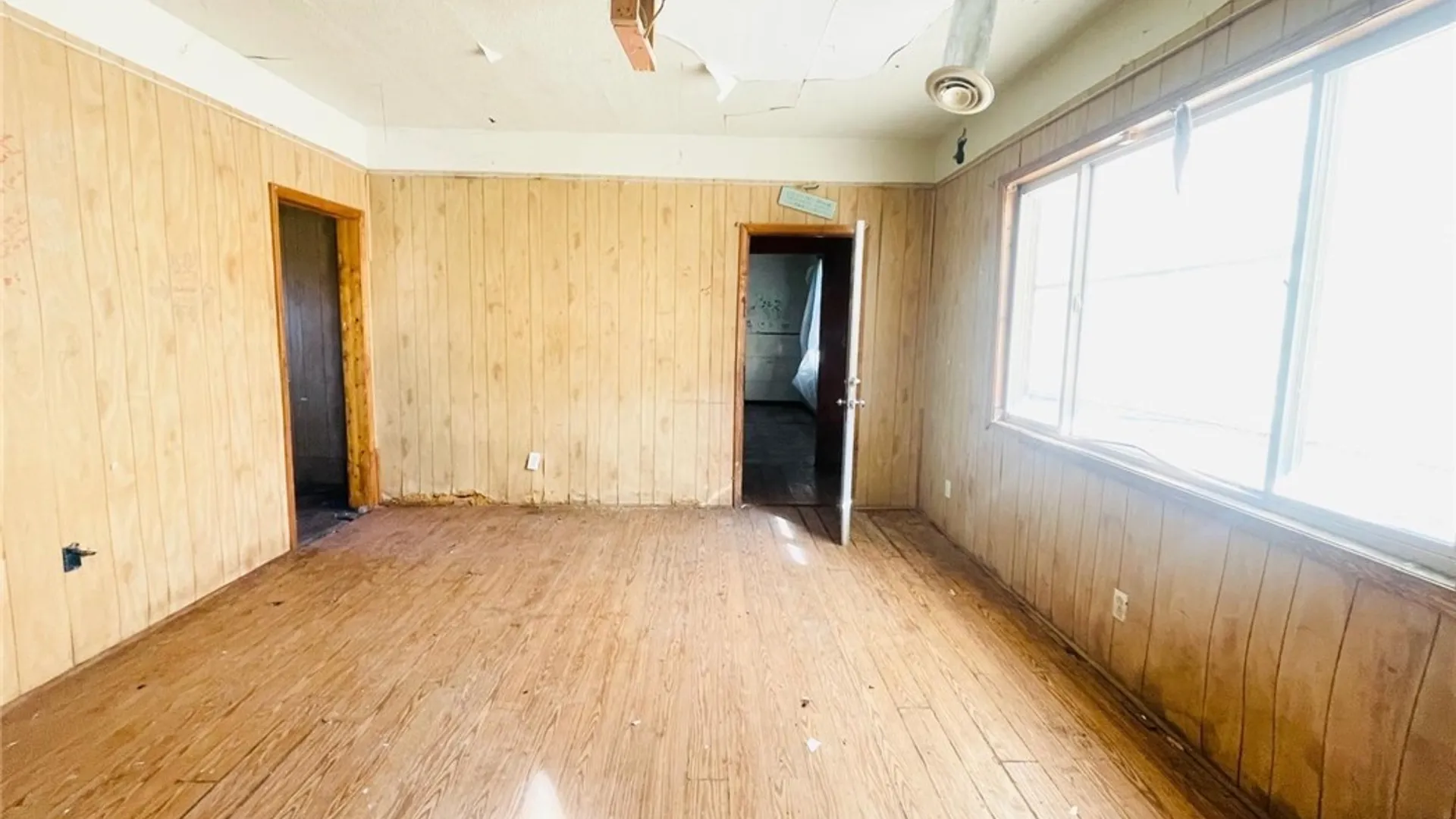 Property at 80 Liddell Street, Buffalo, NY 14212 8