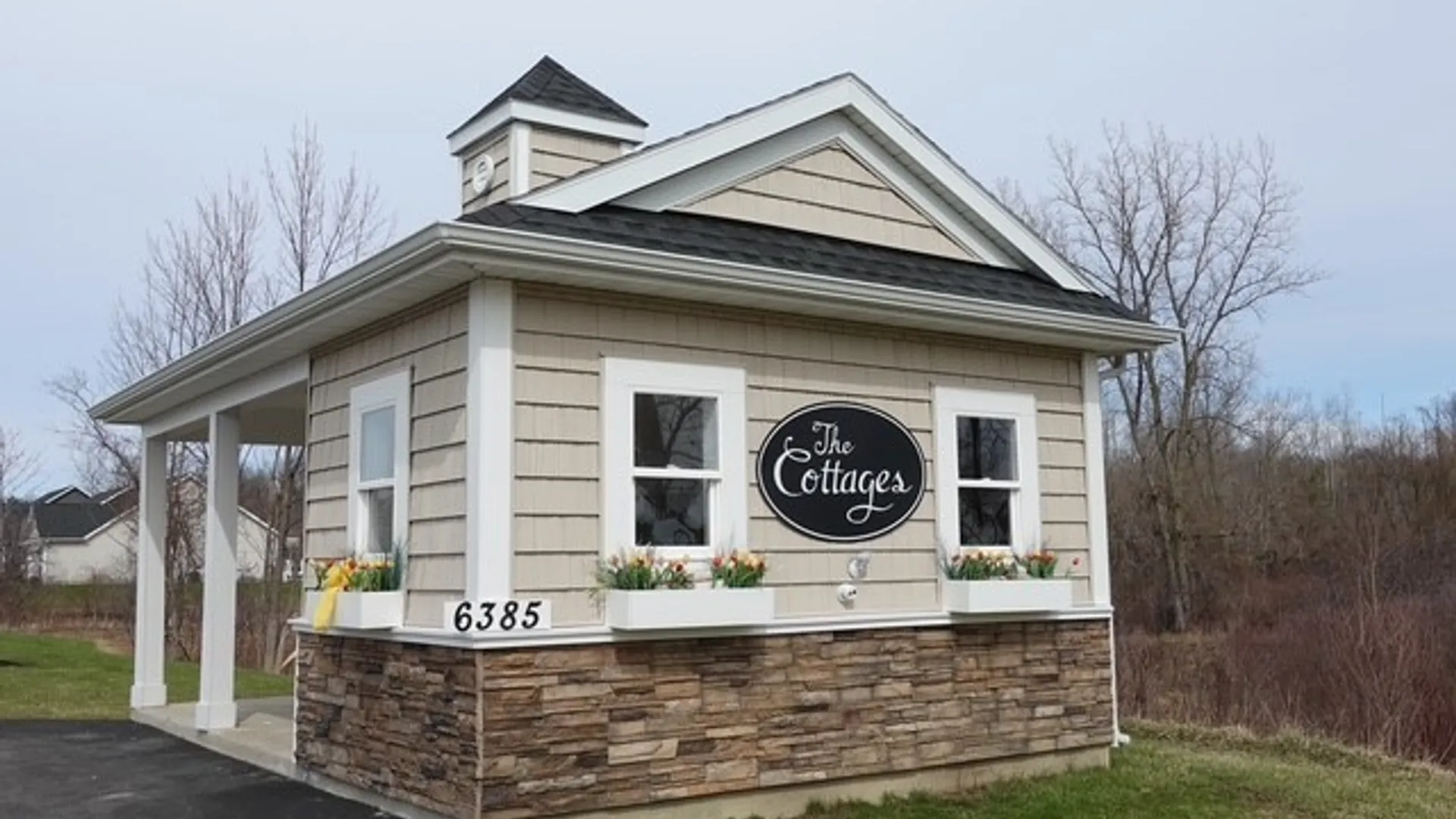 Property at 6385 Boston State Road, Hamburg, NY 14075 3