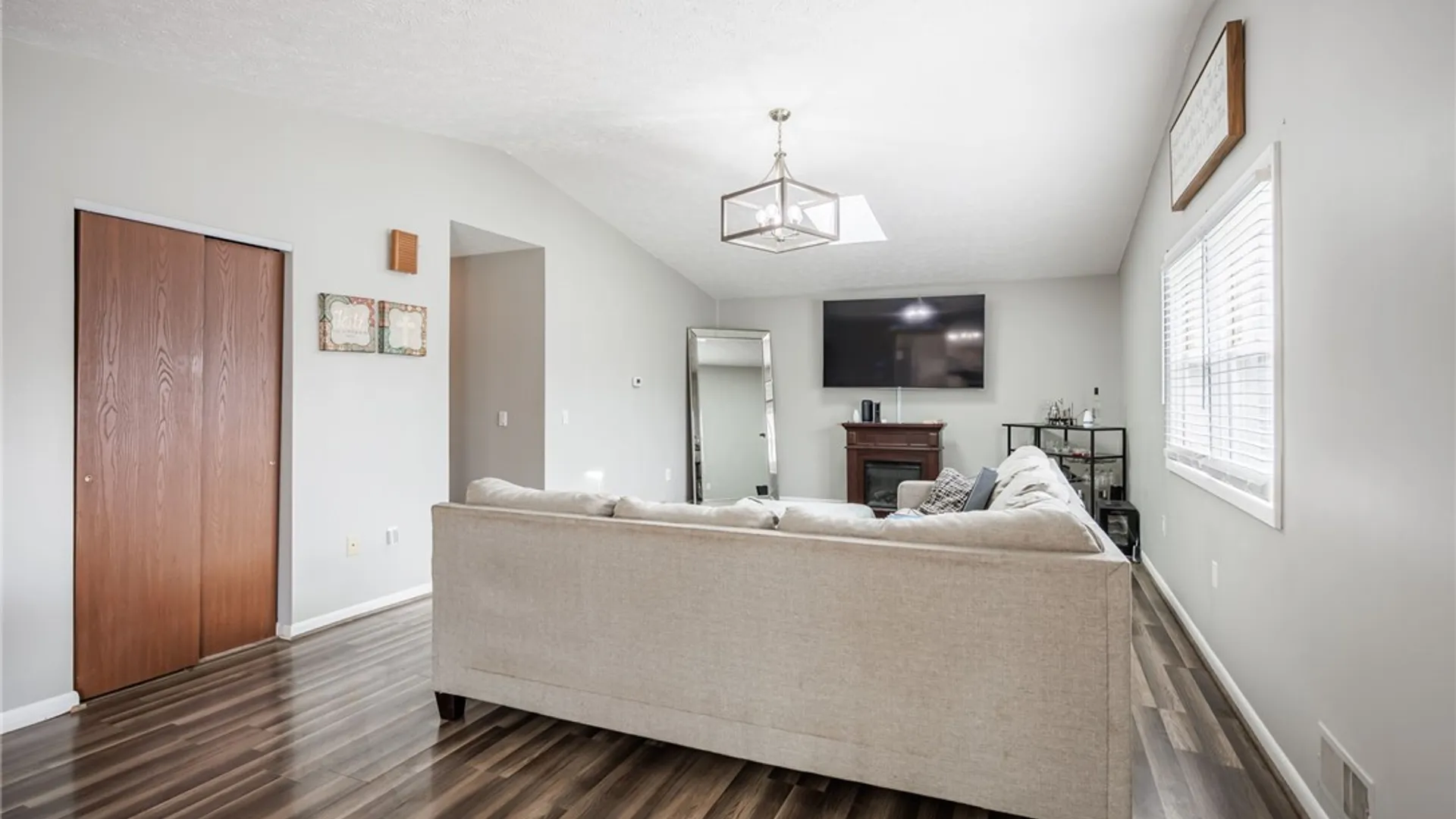 Property at 3 Tyler Trail, Parma, NY 14468 8