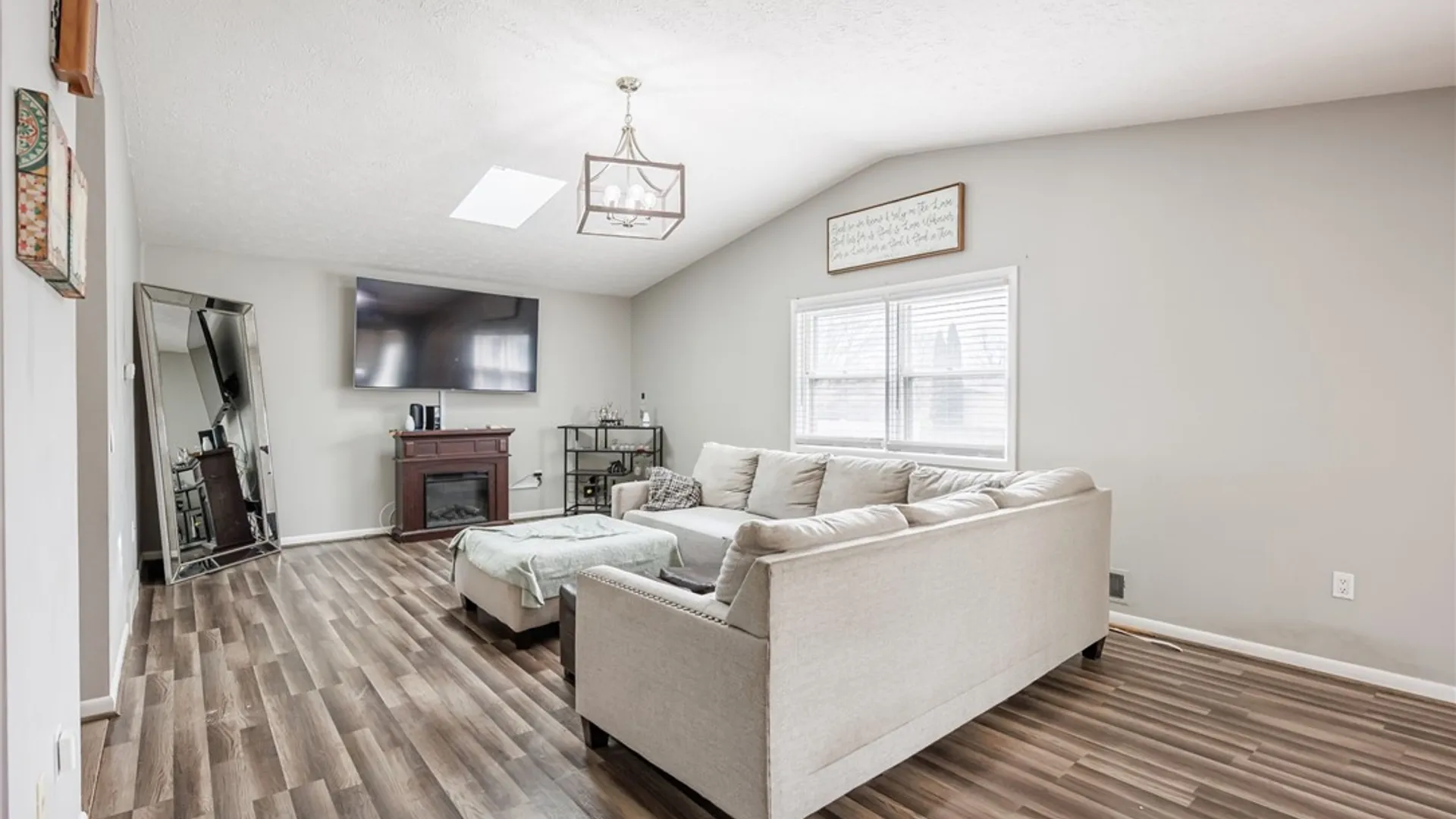 Property at 3 Tyler Trail, Parma, NY 14468 9