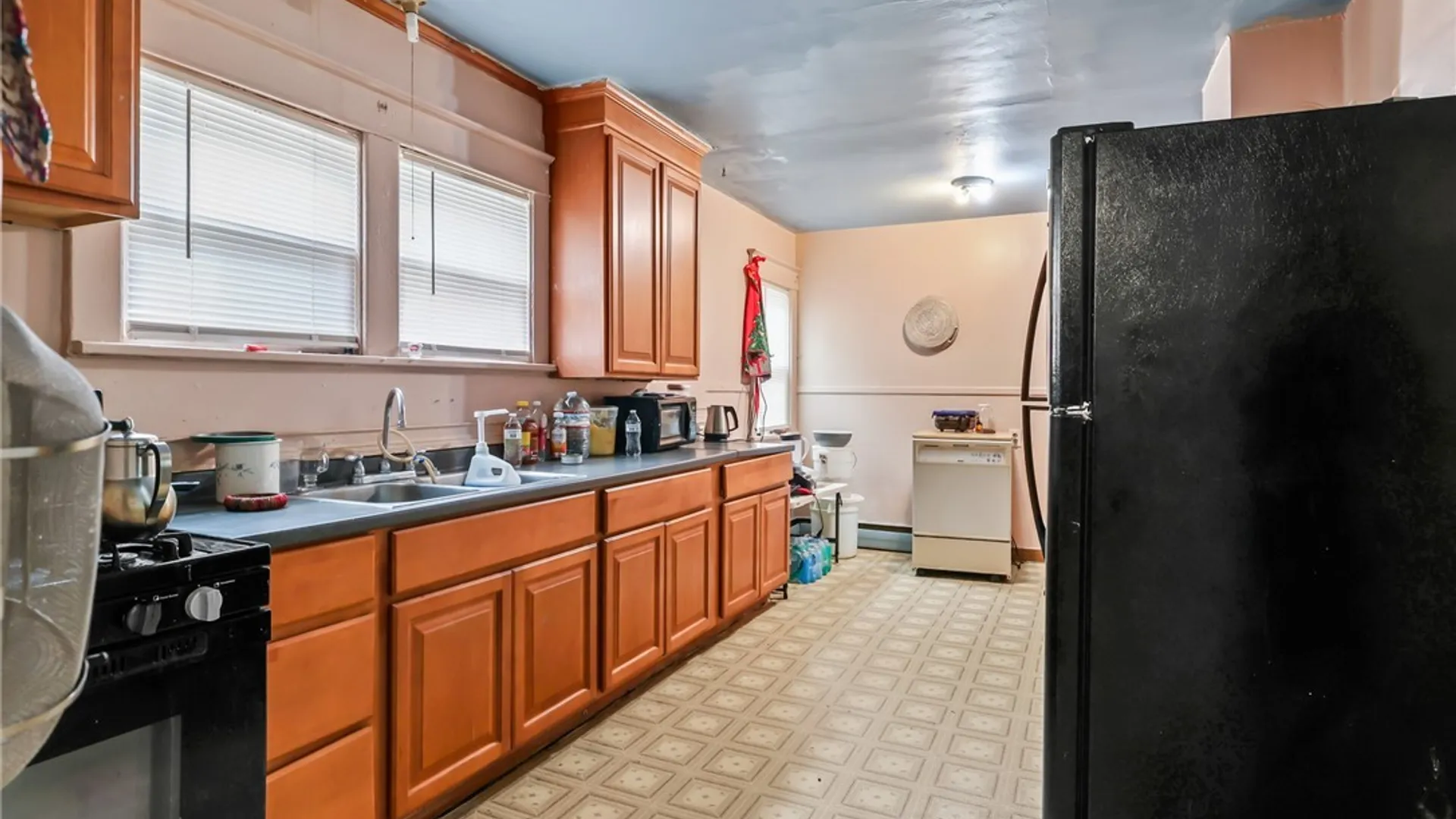 Property at 3023 Orleans Avenue, Niagara Falls, NY 14303 14