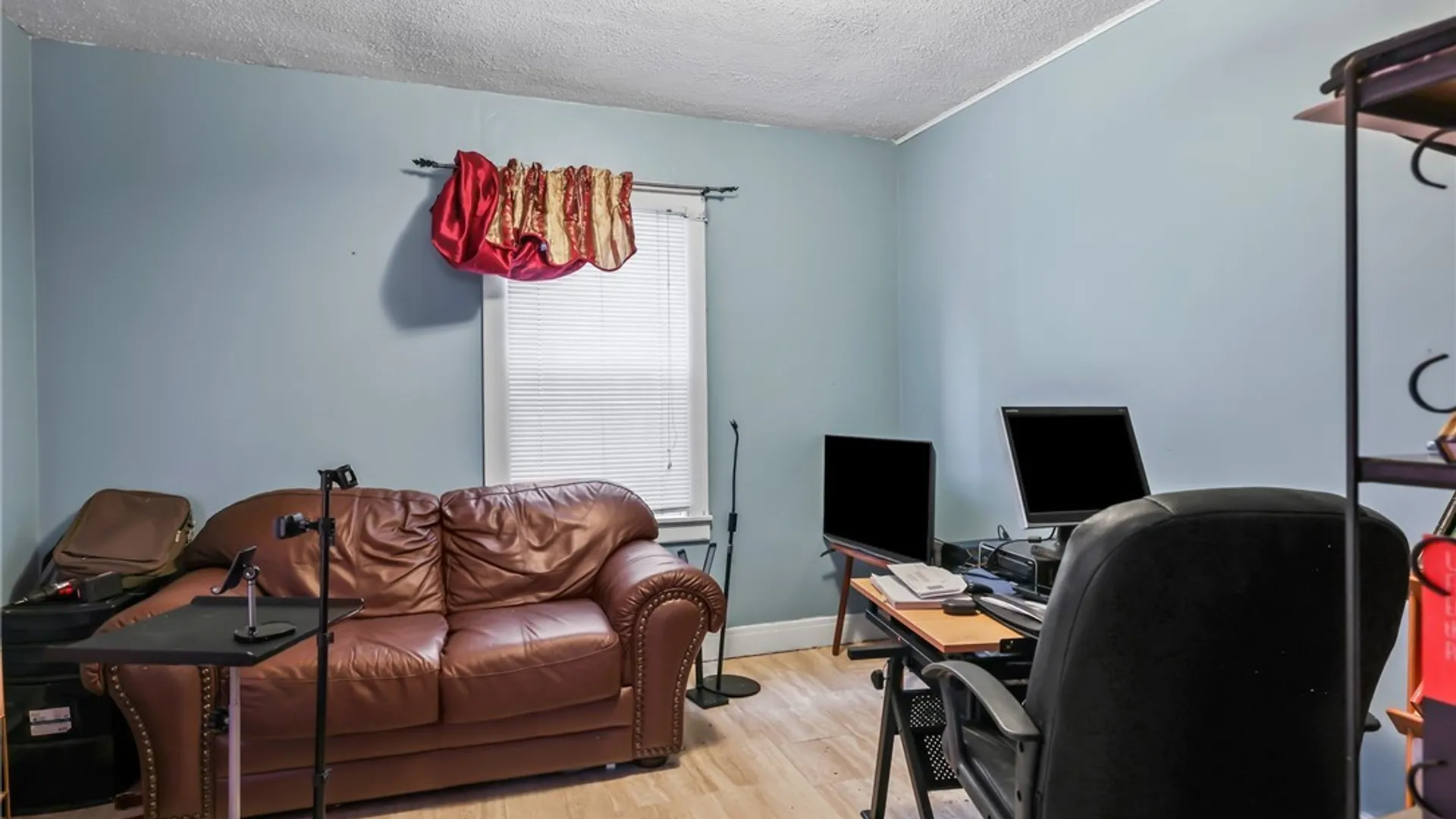 Property at 3023 Orleans Avenue, Niagara Falls, NY 14303 17