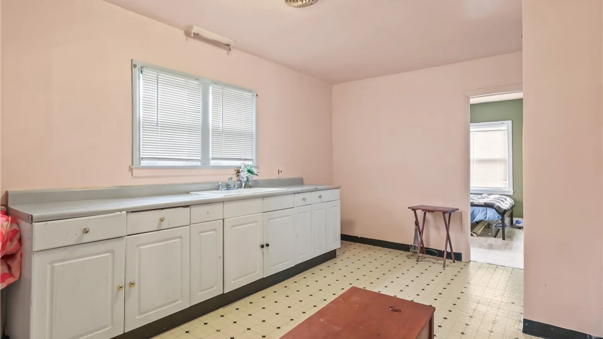 Property at 3023 Orleans Avenue, Niagara Falls, NY 14303 25