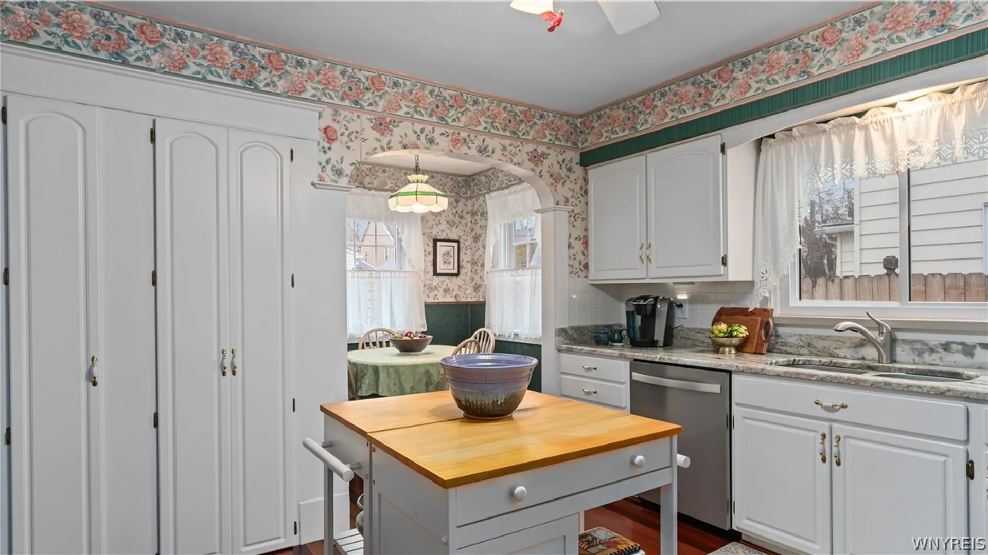 Property at 243 Capen Boulevard, Amherst, NY 14226 21