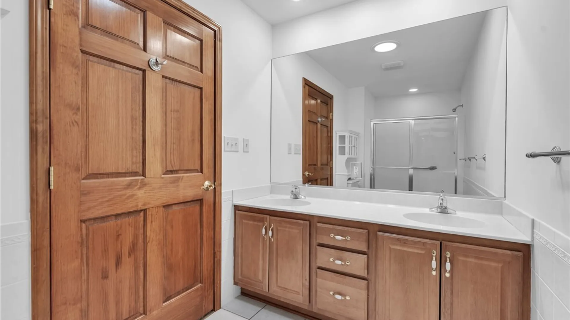 Property at 809 Carriage Lane, Lewiston, NY 14092 23