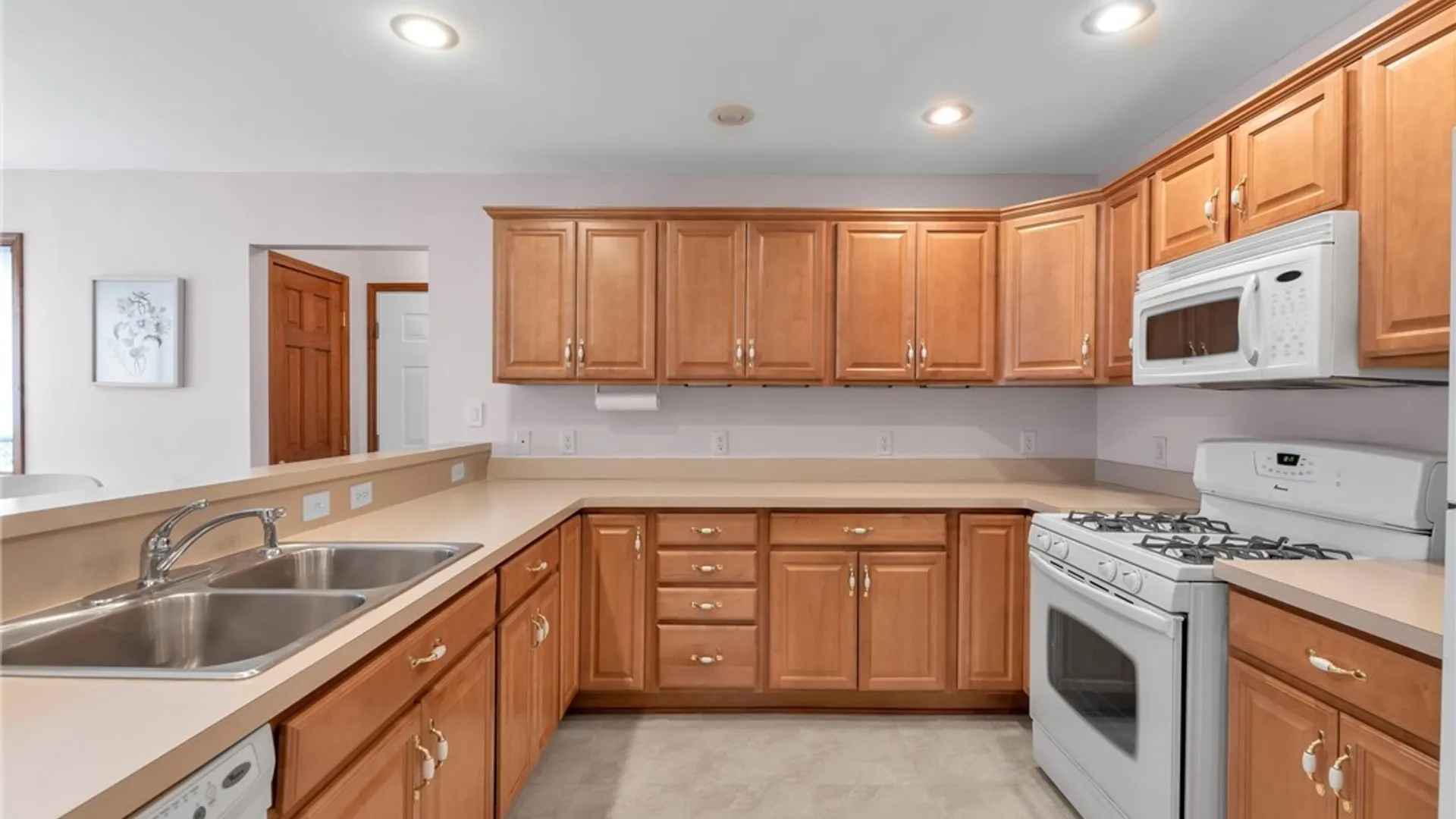 Property at 809 Carriage Lane, Lewiston, NY 14092 25