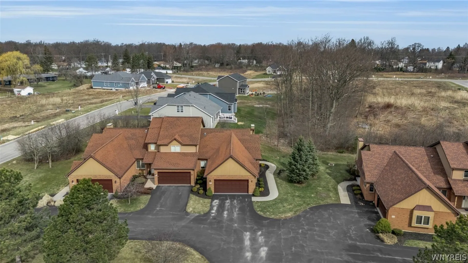 Property at 809 Carriage Lane, Lewiston, NY 14092 46