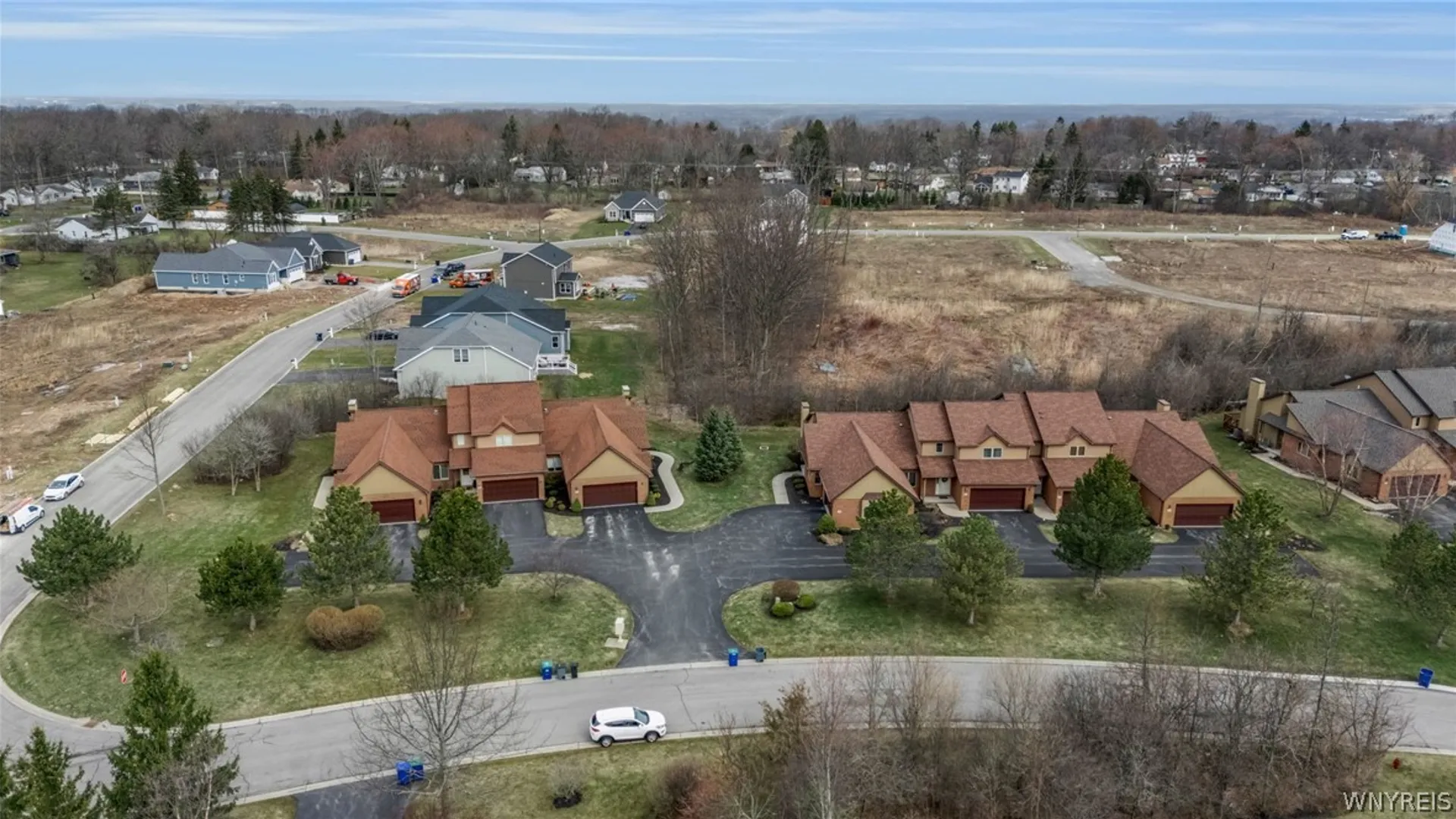 Property at 809 Carriage Lane, Lewiston, NY 14092 47