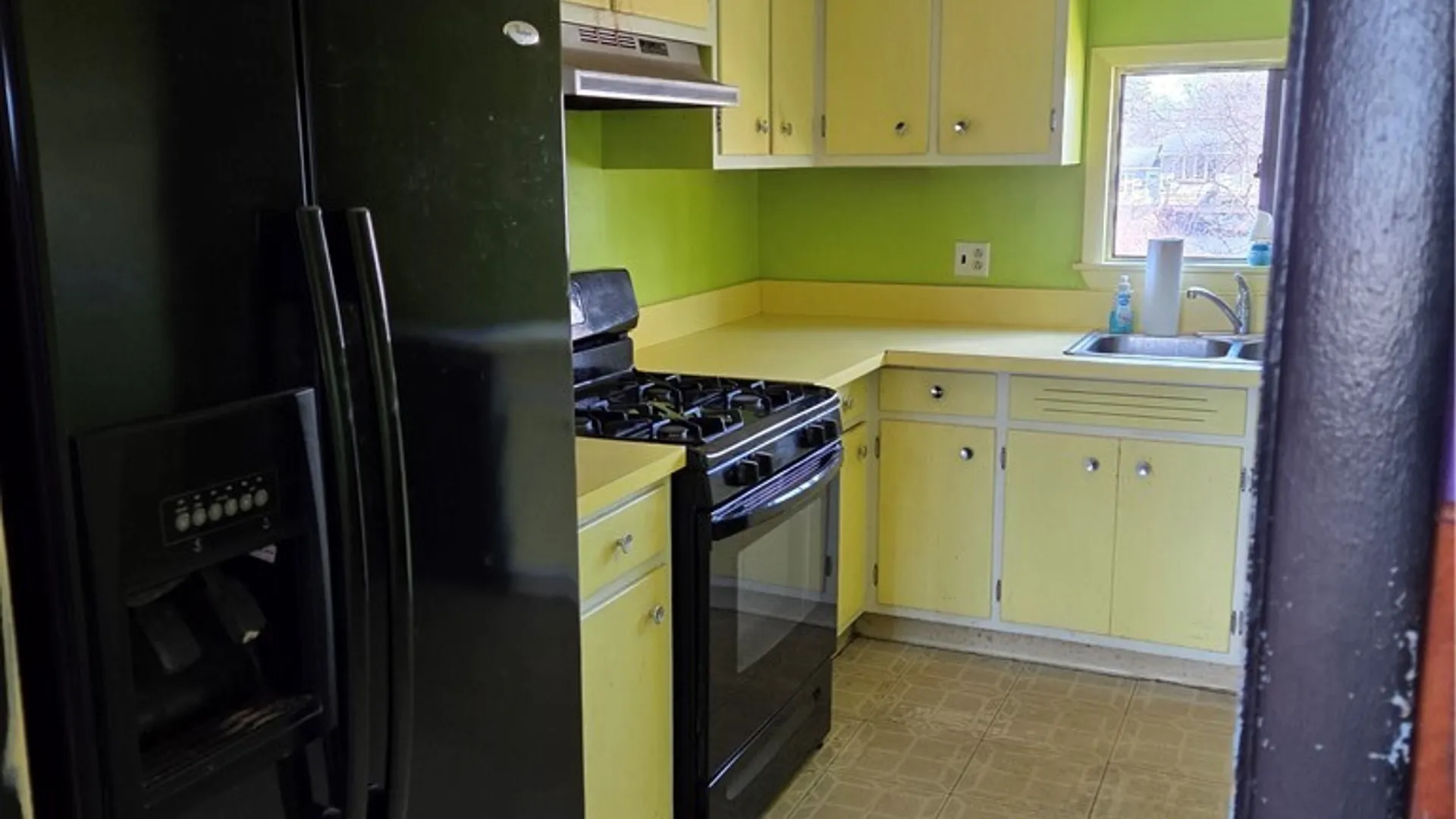 Property at 220 Pleasantview Drive, Salina, NY 13088 11