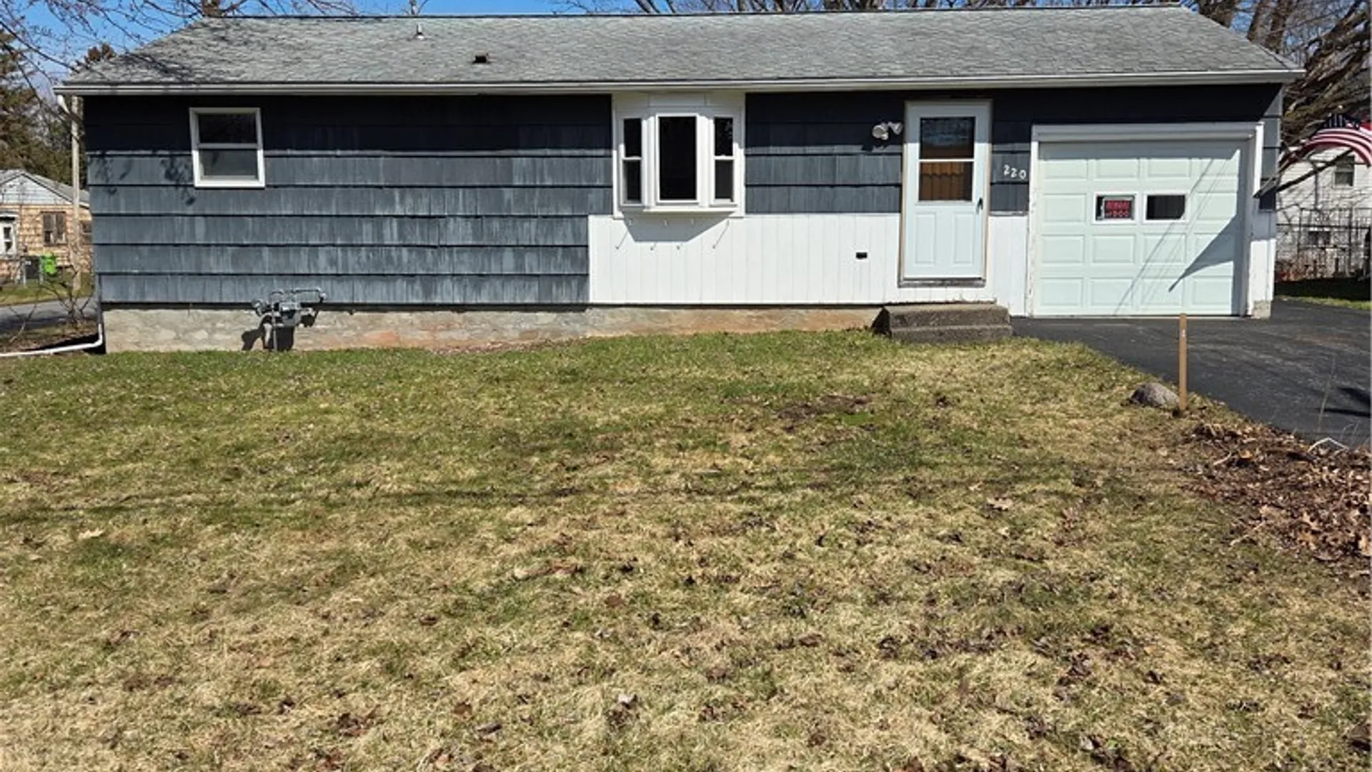 Property at 220 Pleasantview Drive, Salina, NY 13088 2