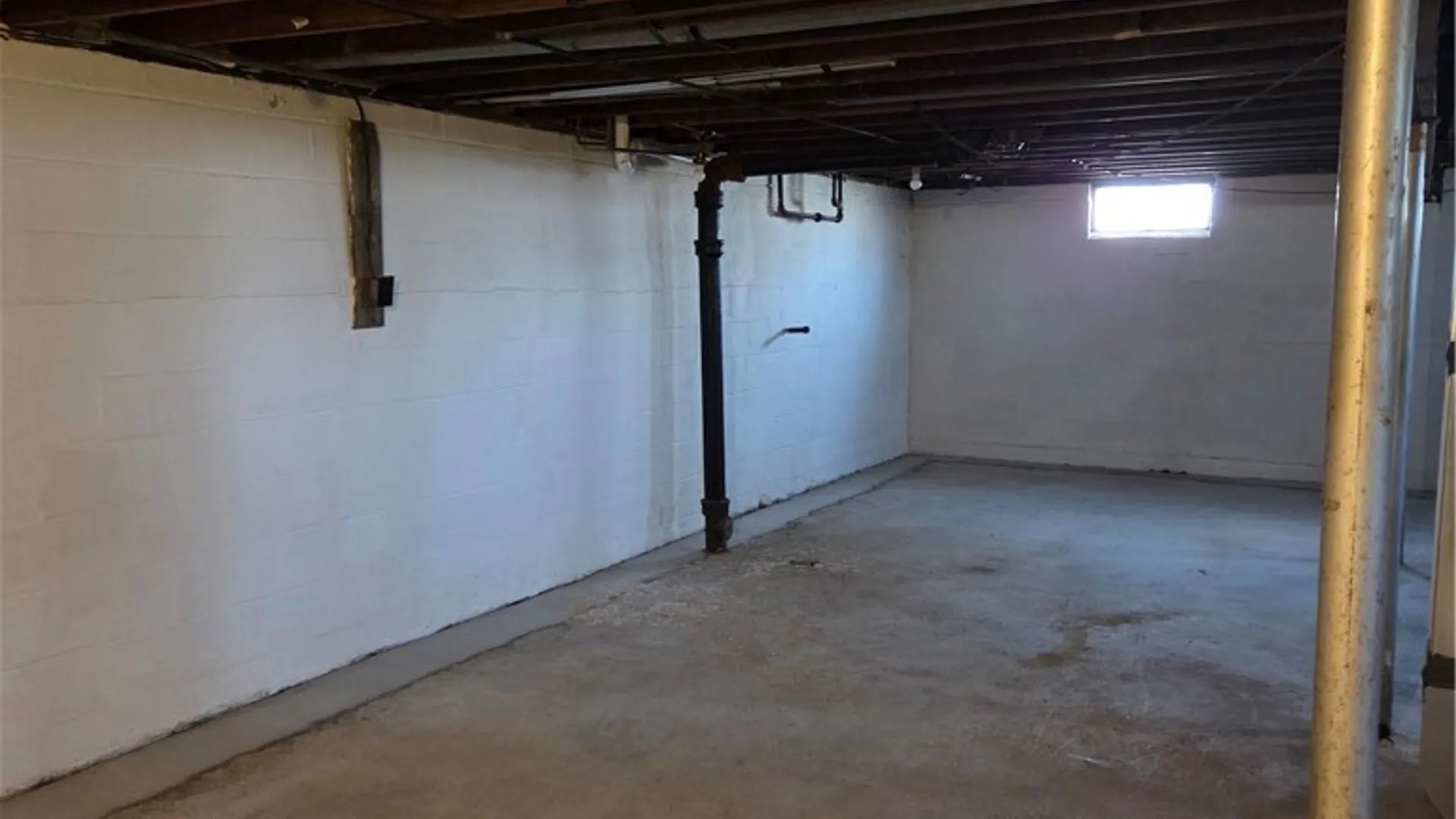 Property at 220 Pleasantview Drive, Salina, NY 13088 21