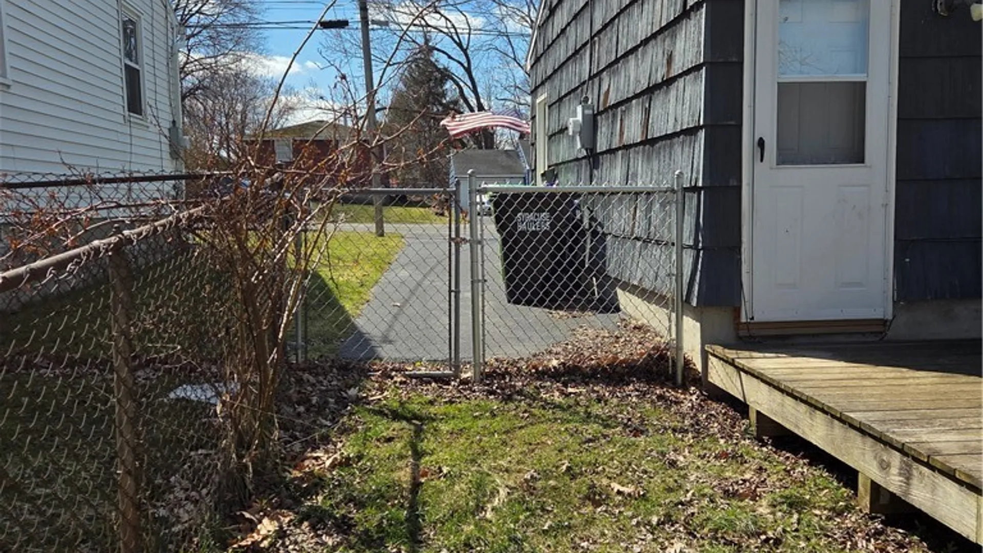 Property at 220 Pleasantview Drive, Salina, NY 13088 7