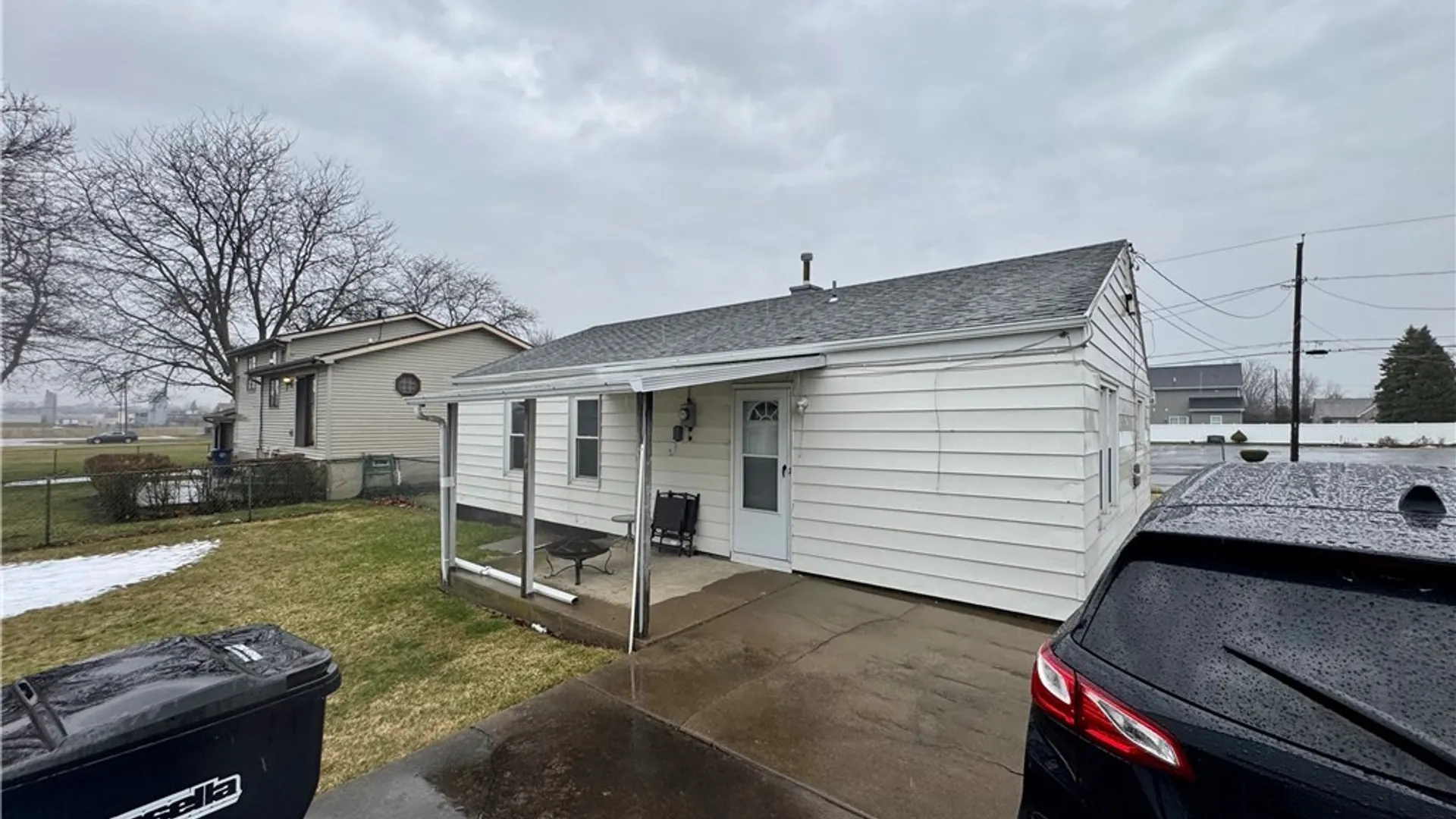 Property at 1731 Tennessee Avenue, Niagara Falls, NY 14305 4