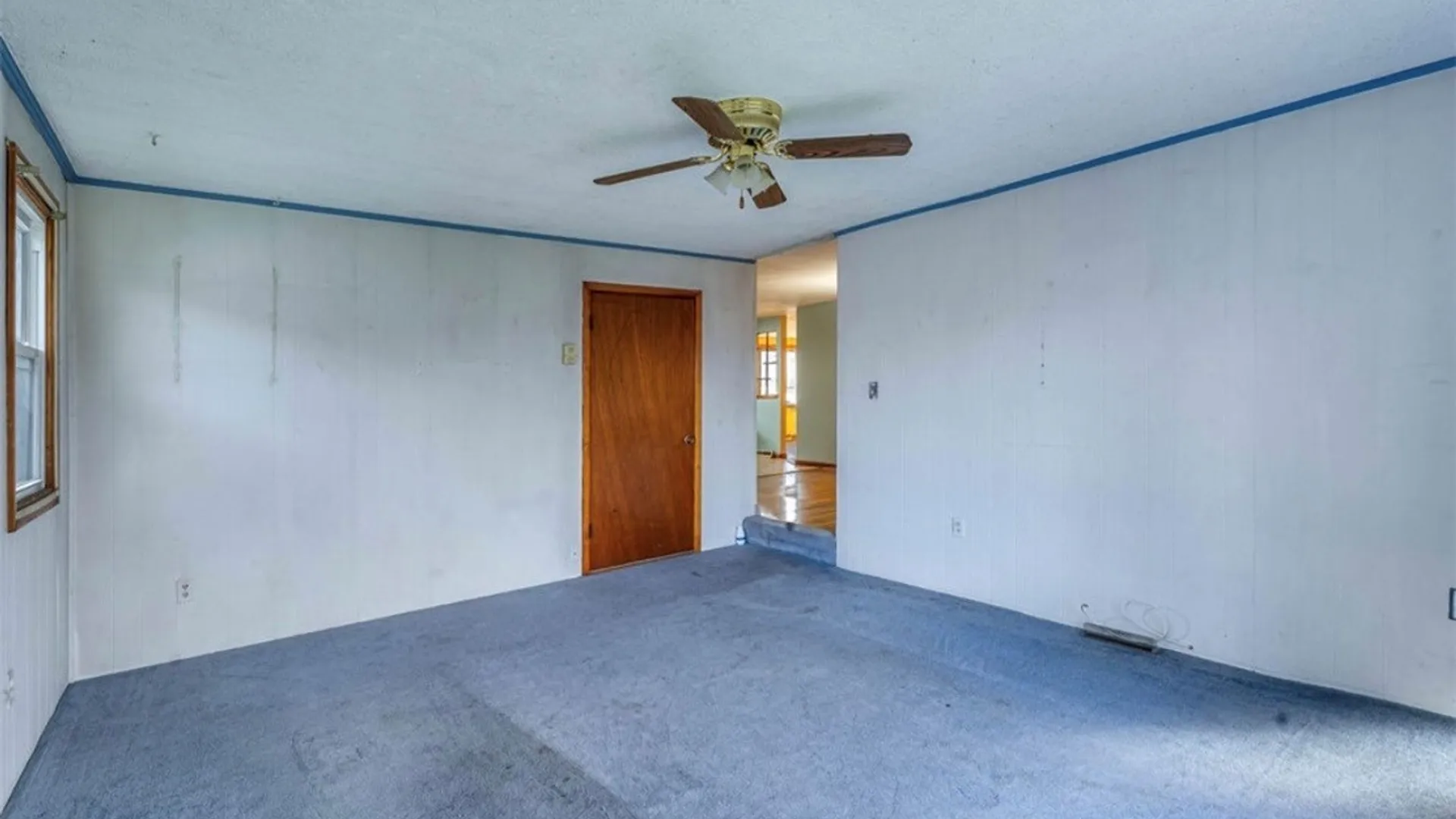 Property at 82 Surfside Parkway, Cheektowaga, NY 14225 10