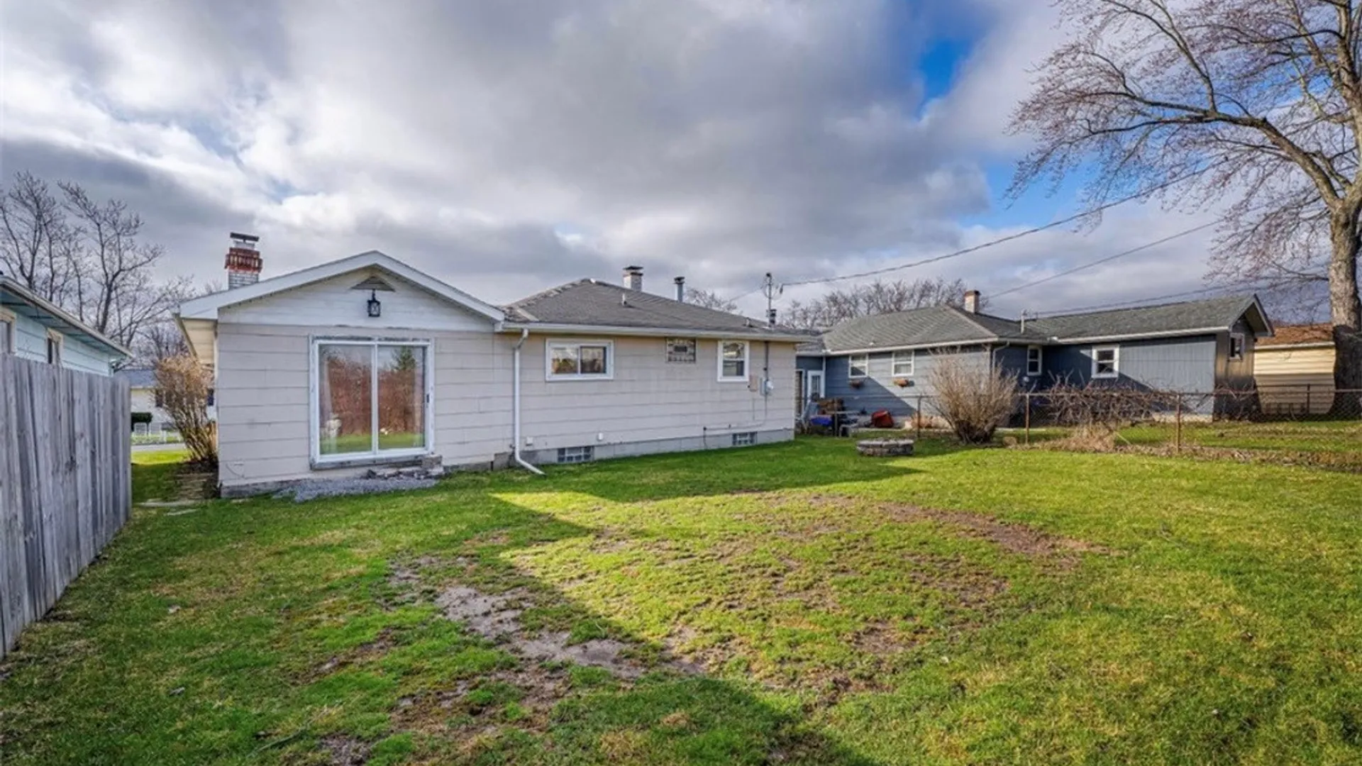 Property at 82 Surfside Parkway, Cheektowaga, NY 14225 24