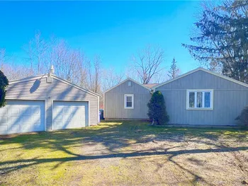 Property at 6382 County Line Rd Road, Ontario, NY 14519
