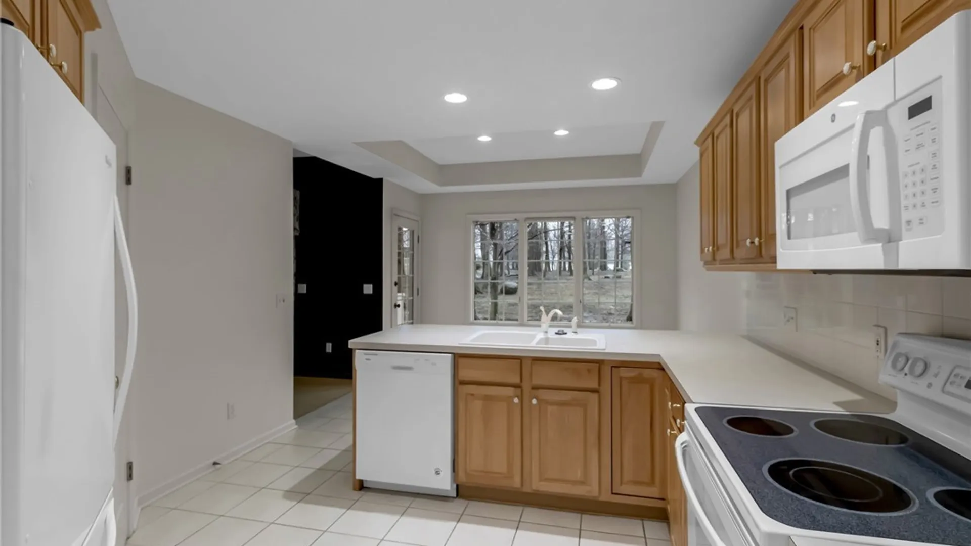 Property at 5546 Hemdale Drive, Clarence, NY 14221 11