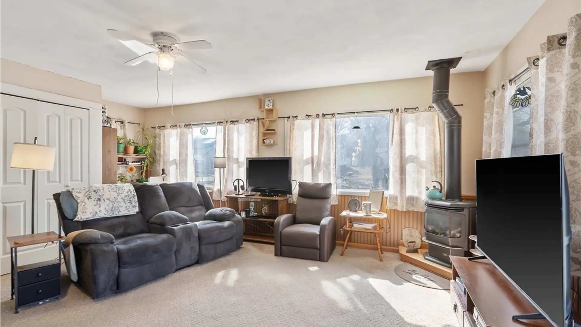 Property at 608 Seneca Street, Fulton, NY 13069 6
