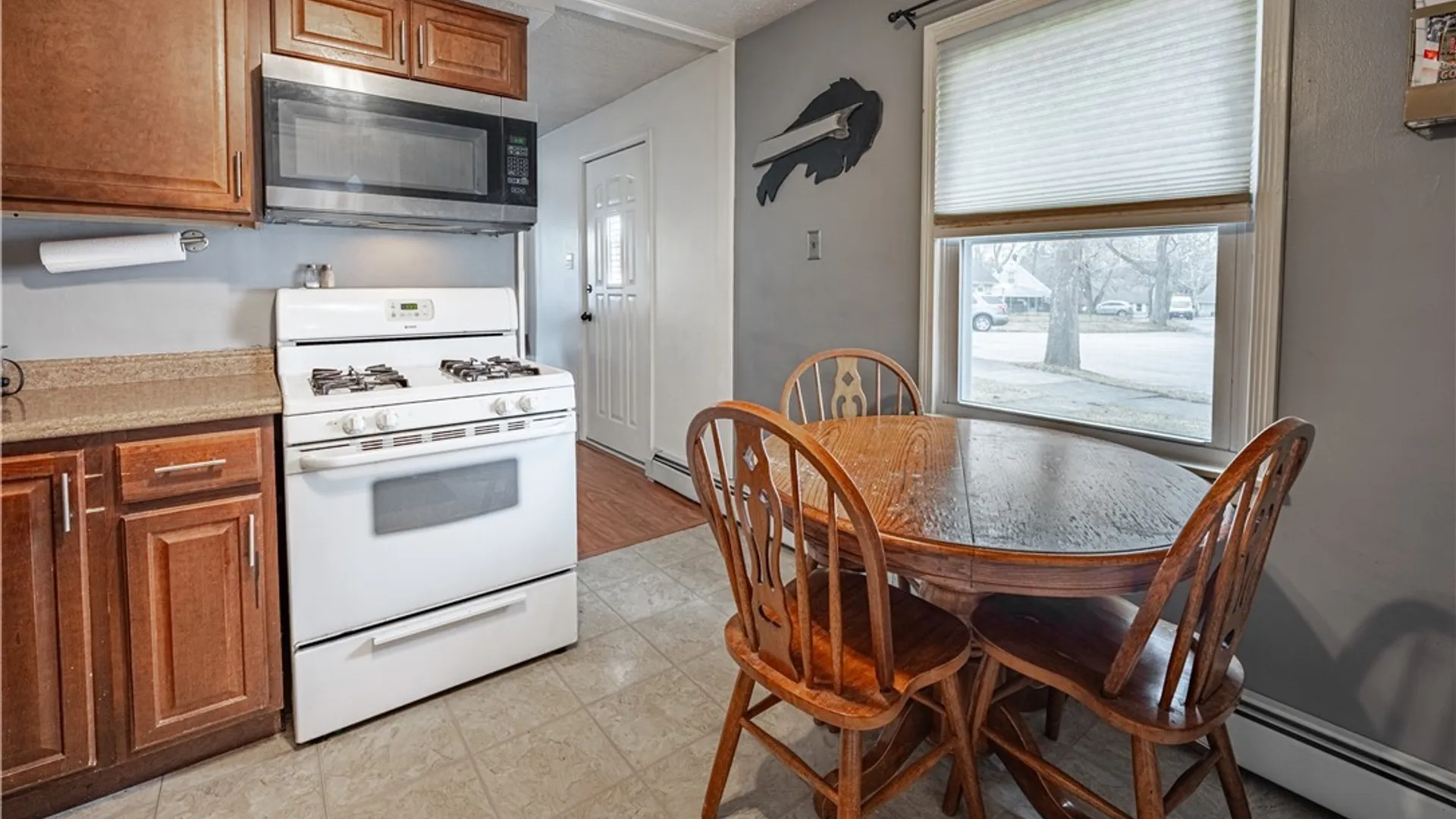 Property at 4368 Crescent Drive, Niagara Falls, NY 14305 4