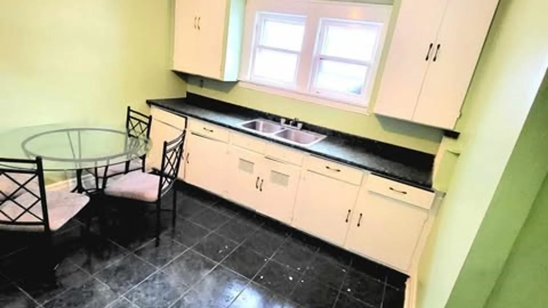 Property at 541 16th Street, Niagara Falls, NY 14301 5