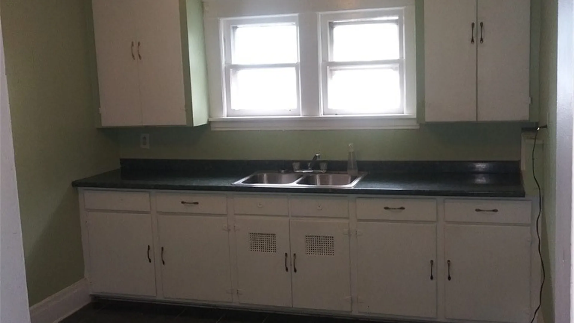 Property at 541 16th Street, Niagara Falls, NY 14301 9