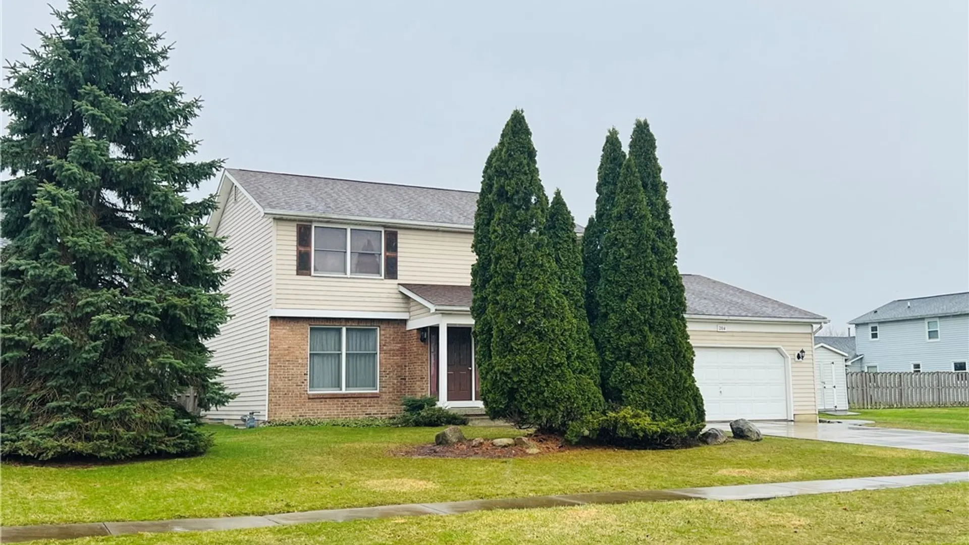 Property at 204 Holiday Lane, Hamburg, NY 14075 31