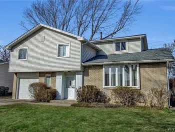 Property at 378 Creek Drive, Cheektowaga, NY 14043