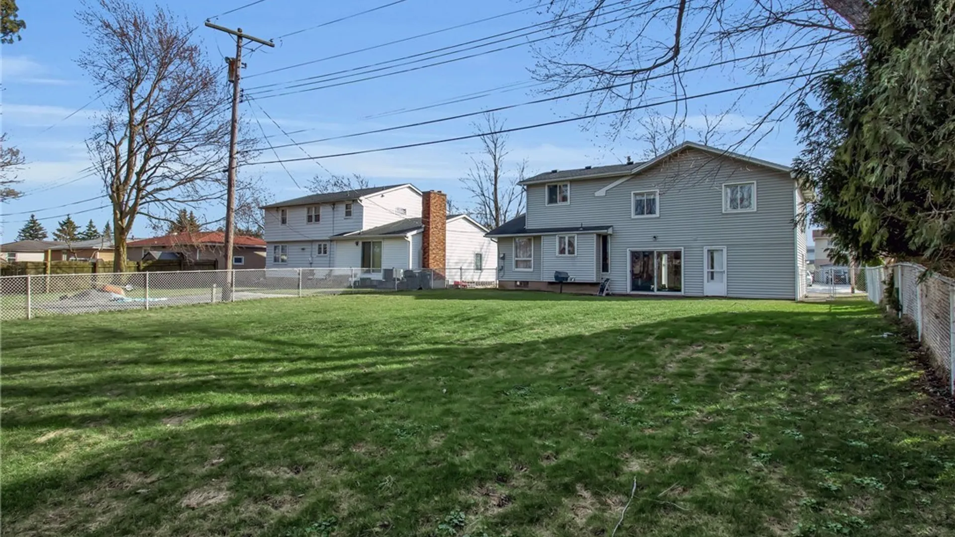 Property at 378 Creek Drive, Cheektowaga, NY 14043 4