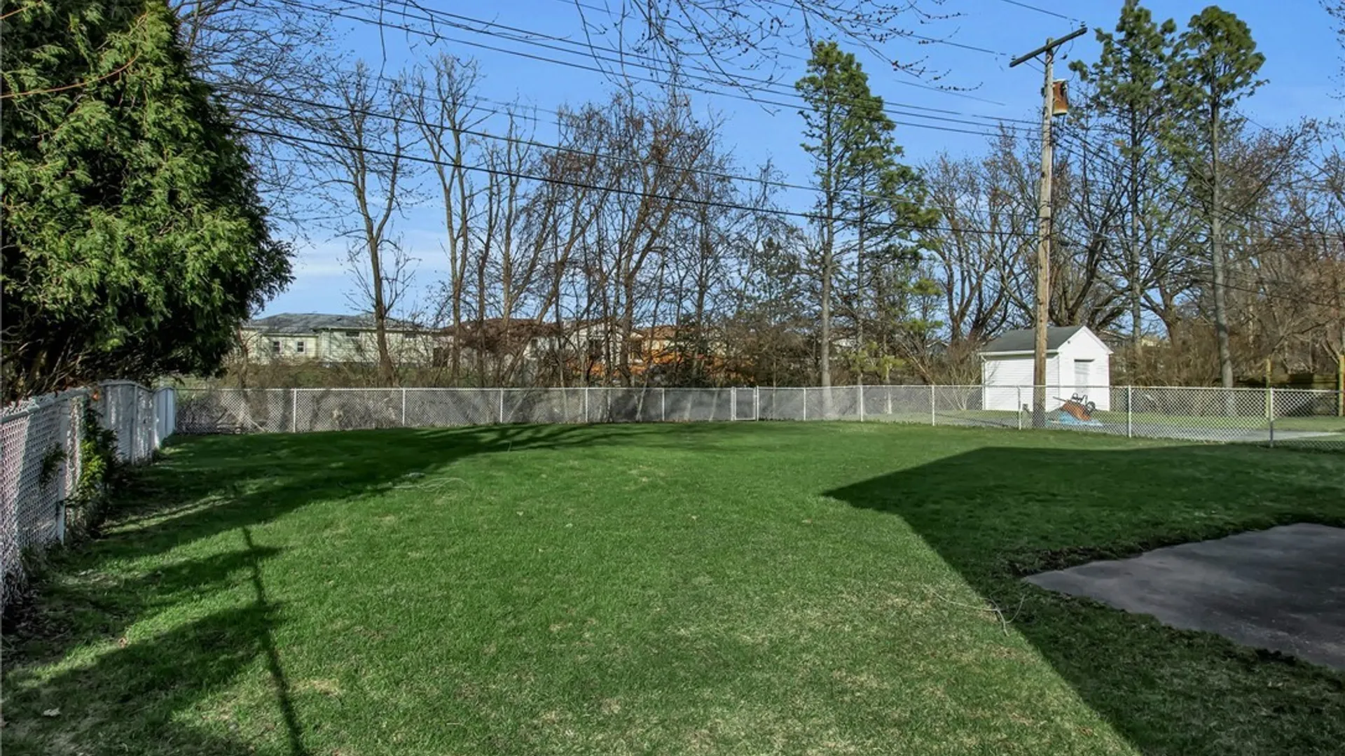 Property at 378 Creek Drive, Cheektowaga, NY 14043 5