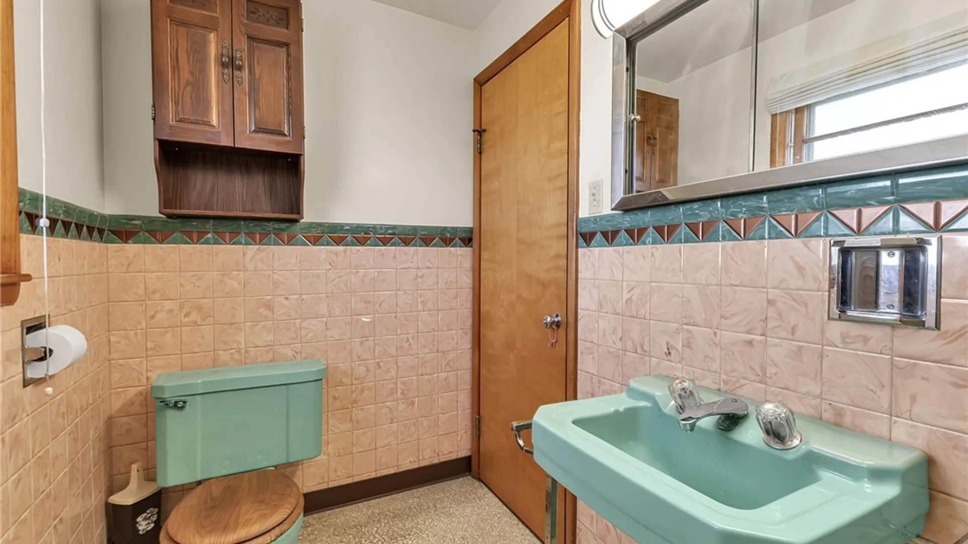 Property at 74 Grant Street, Lancaster, NY 14043 18