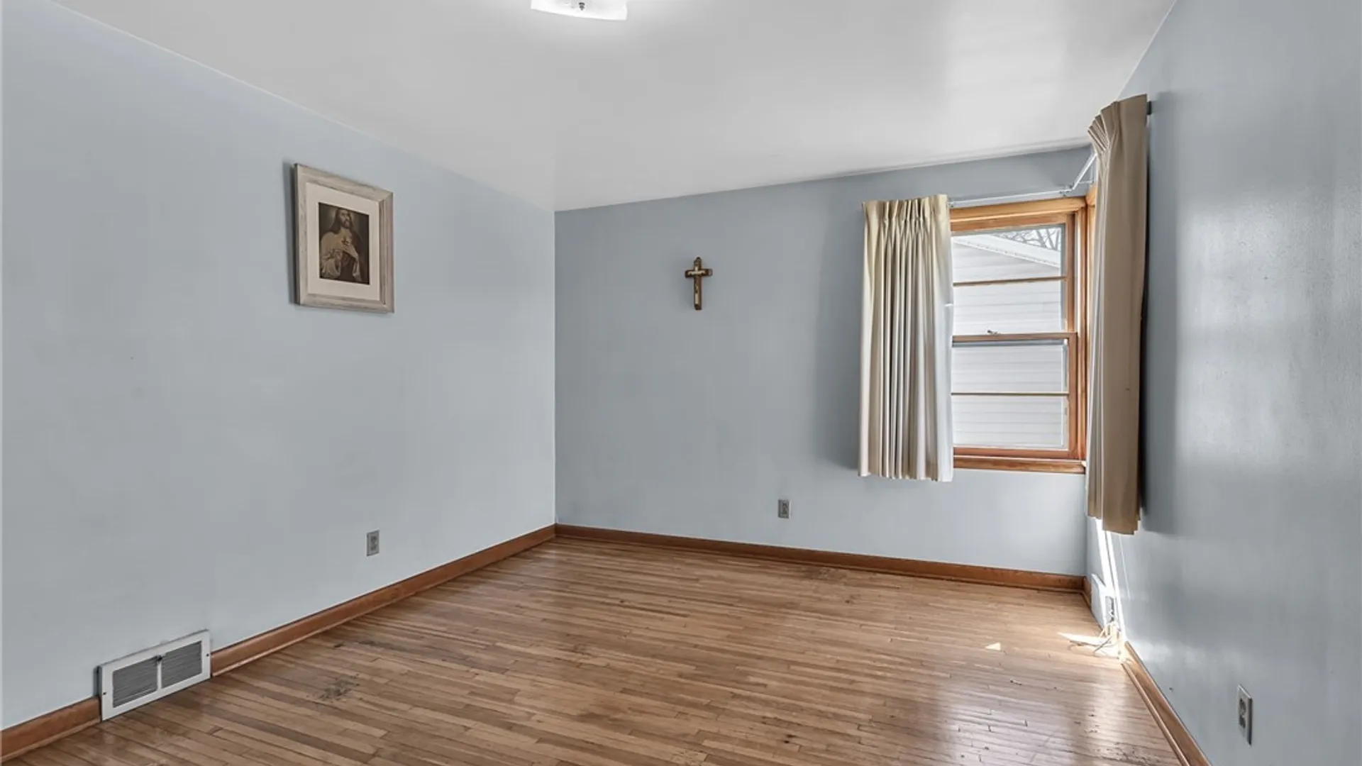 Property at 74 Grant Street, Lancaster, NY 14043 22