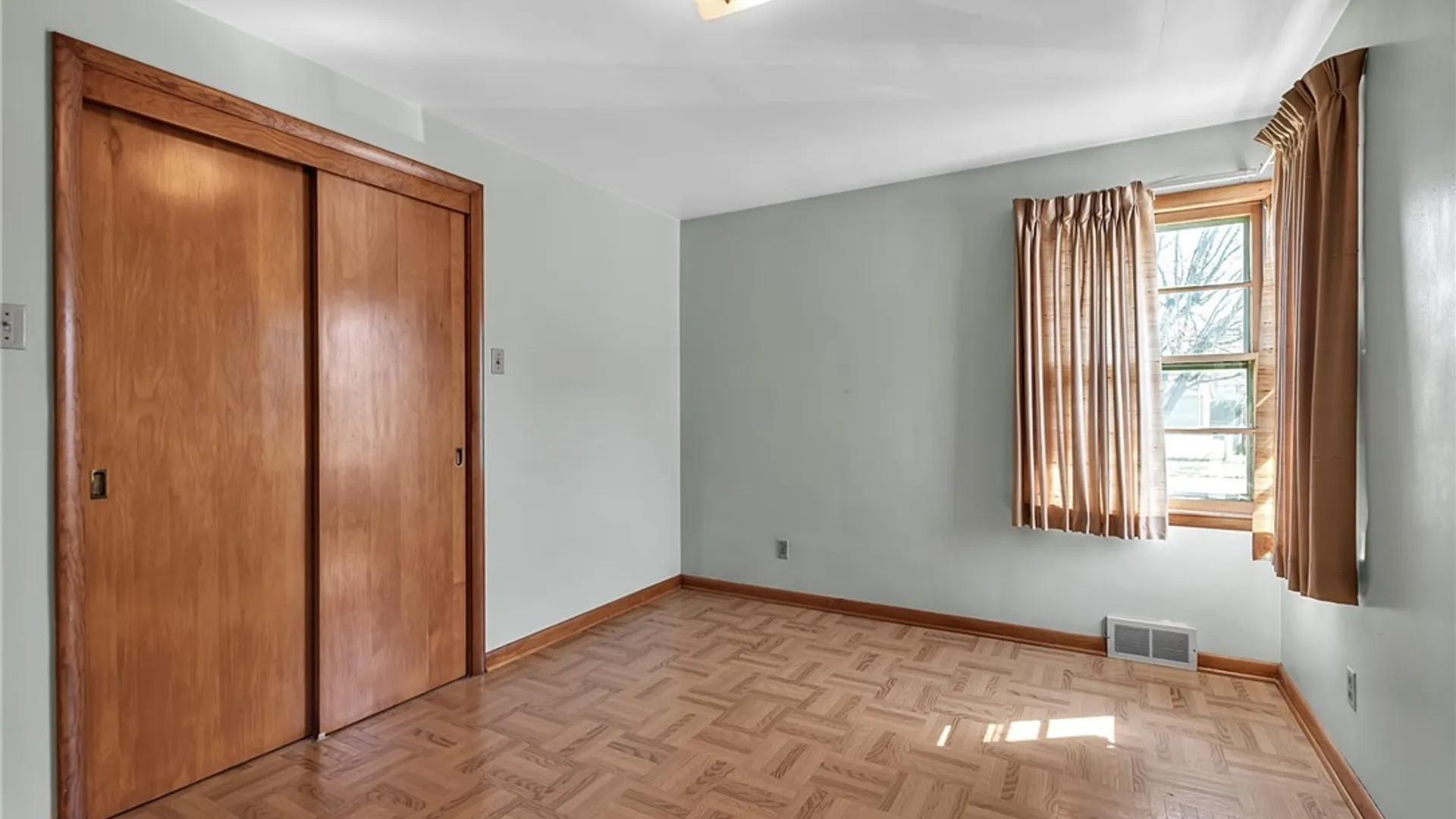 Property at 74 Grant Street, Lancaster, NY 14043 23