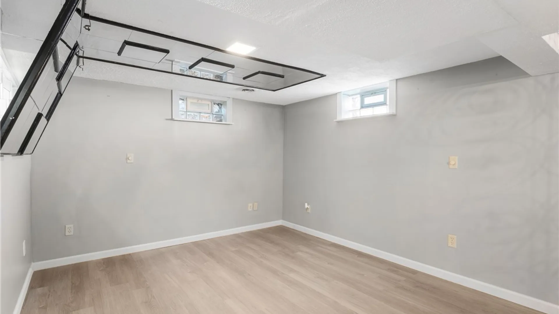 Property at 101 Andrews Road, DeWitt, NY 13214 36