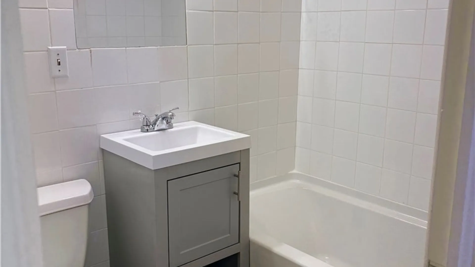 Property at 19 California apt 5, Amherst, NY 14221 12