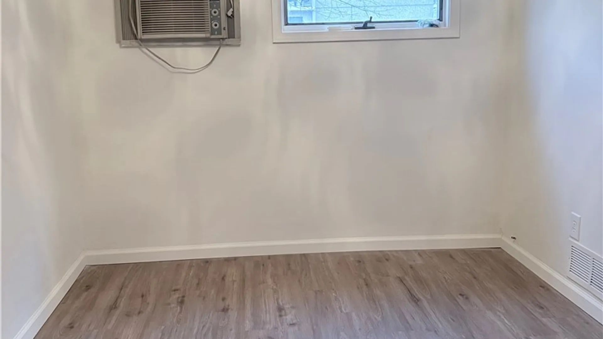 Property at 19 California apt 5, Amherst, NY 14221 8