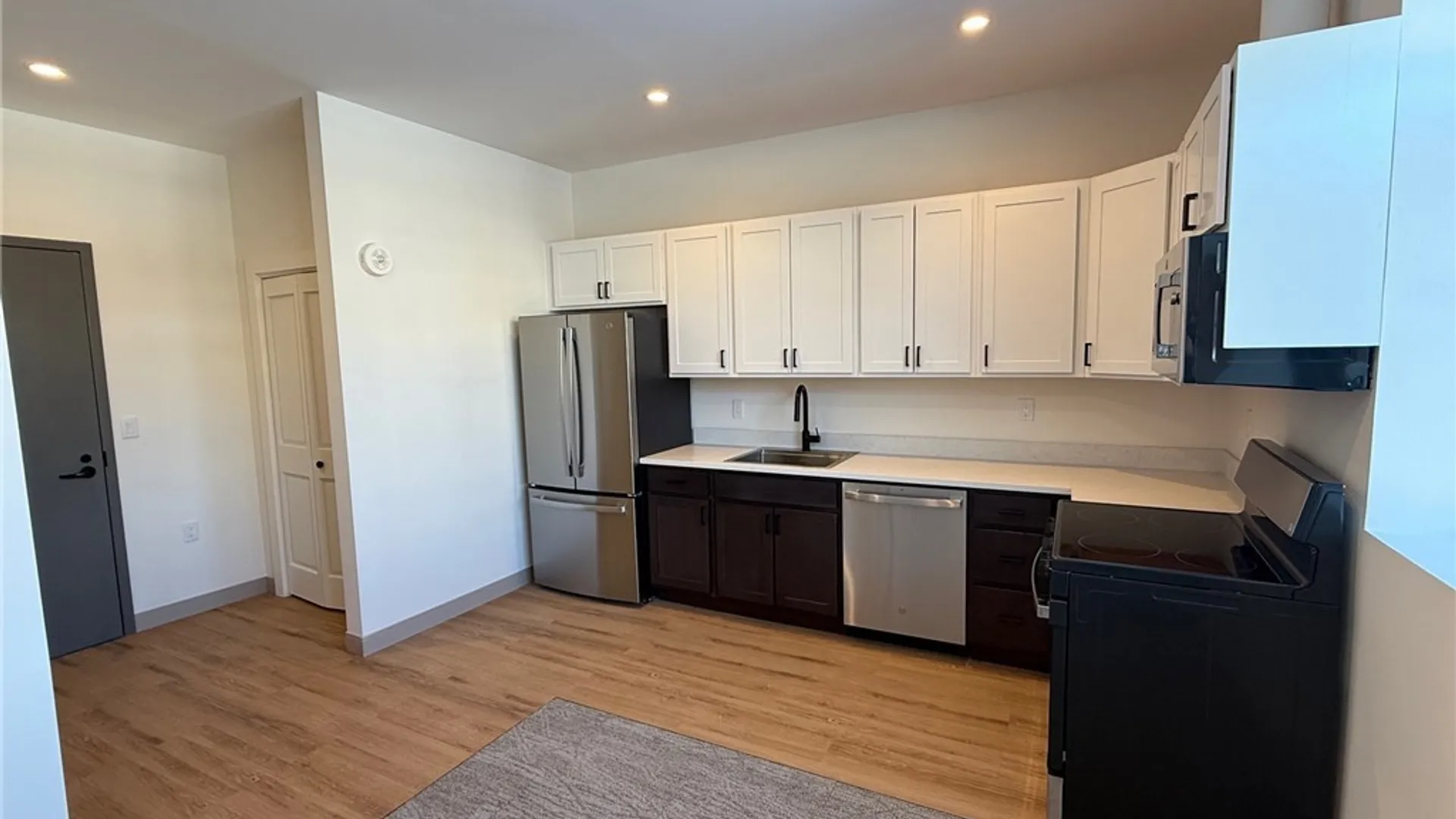 Property at 1117 Fayette Street, Syracuse, NY 13204 4