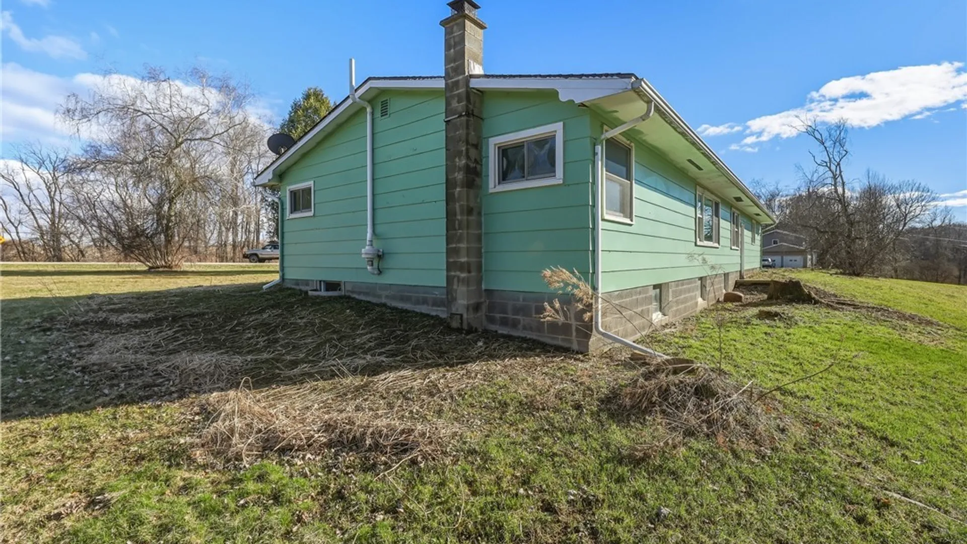 Property at 1040 W Hughes Road, Freedom, NY 14009 5