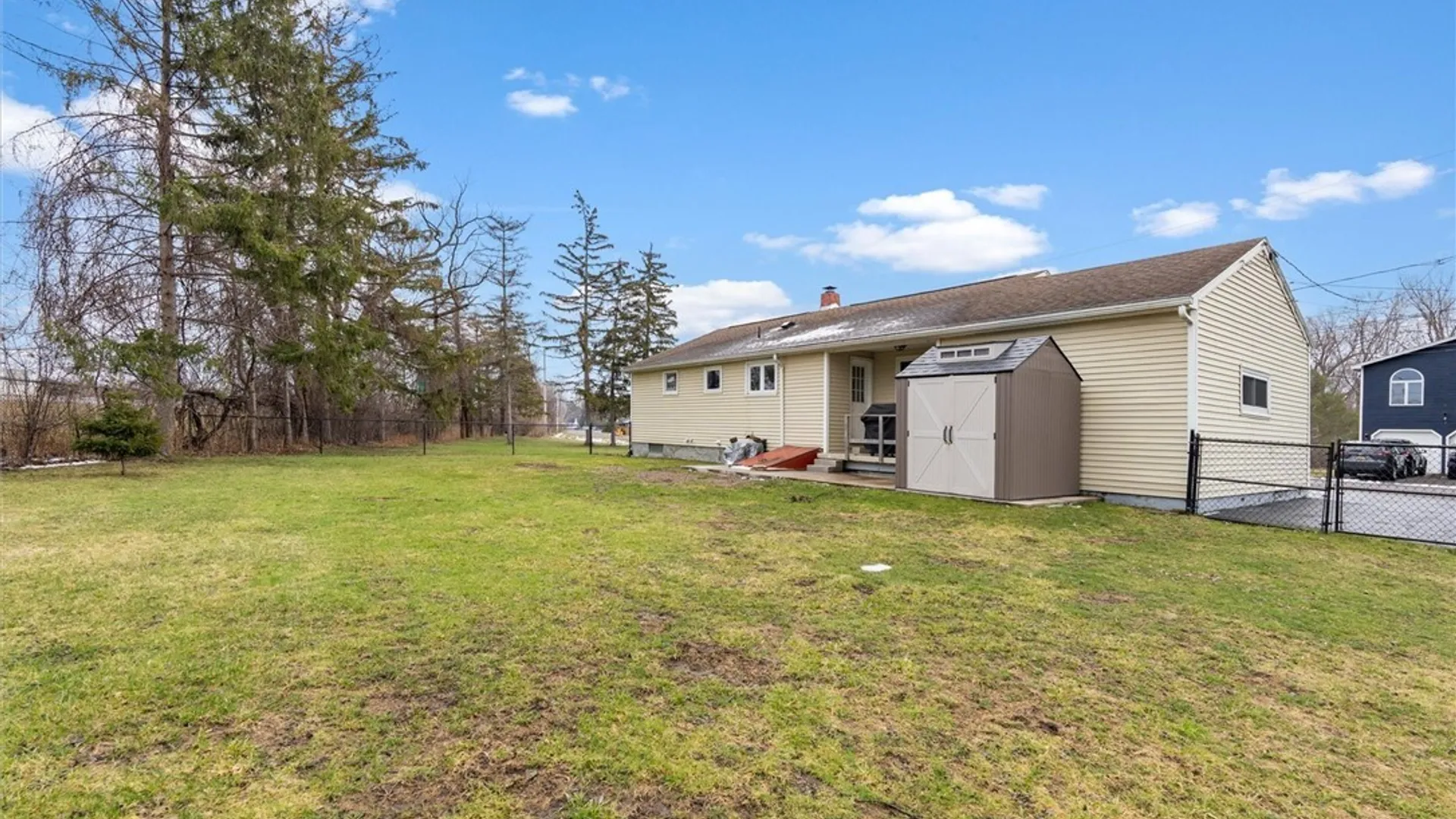 Property at 221 7th Street, Salina, NY 13088 32