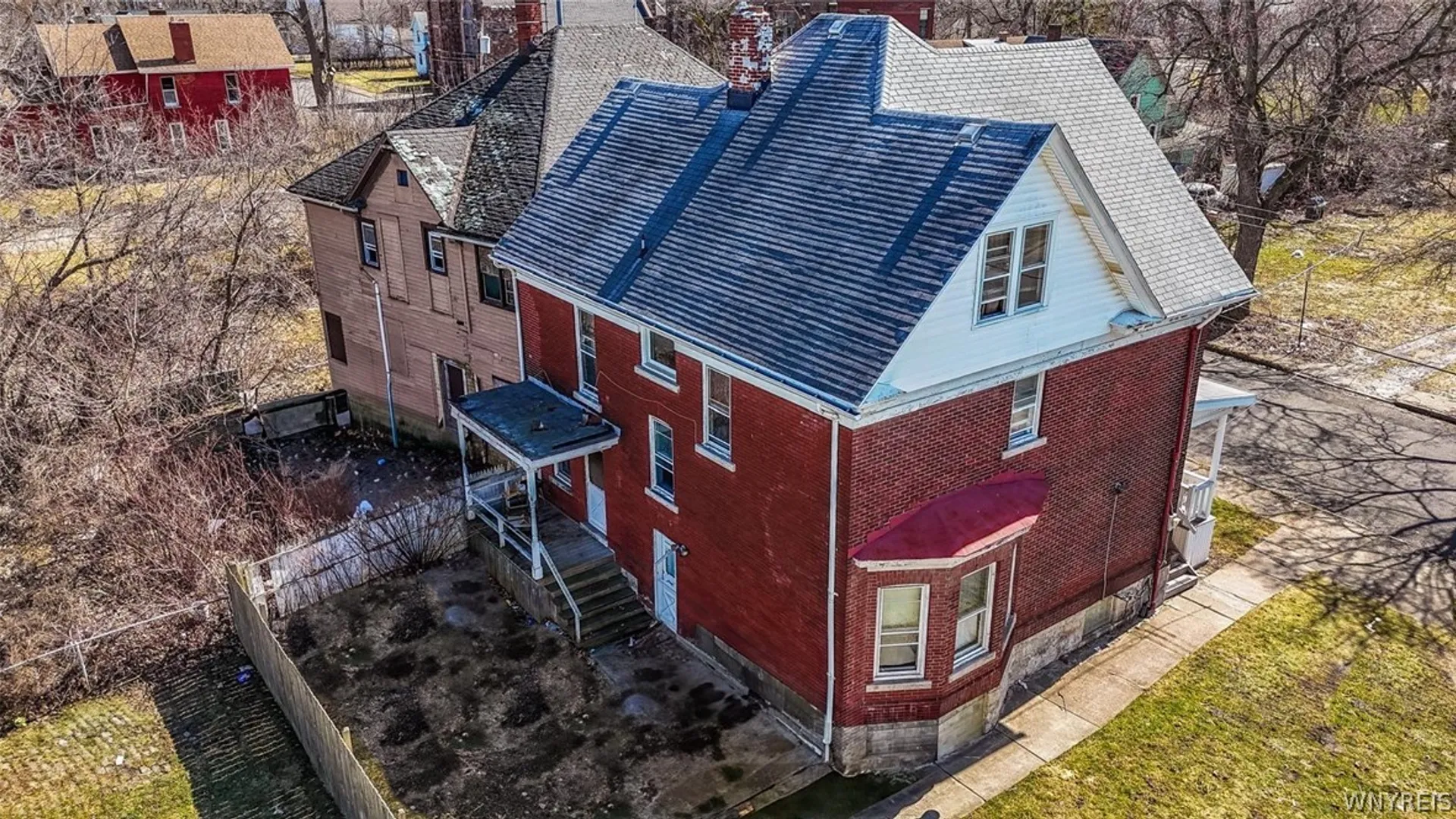 Property at 1308 South Avenue, Niagara Falls, NY 14305 4