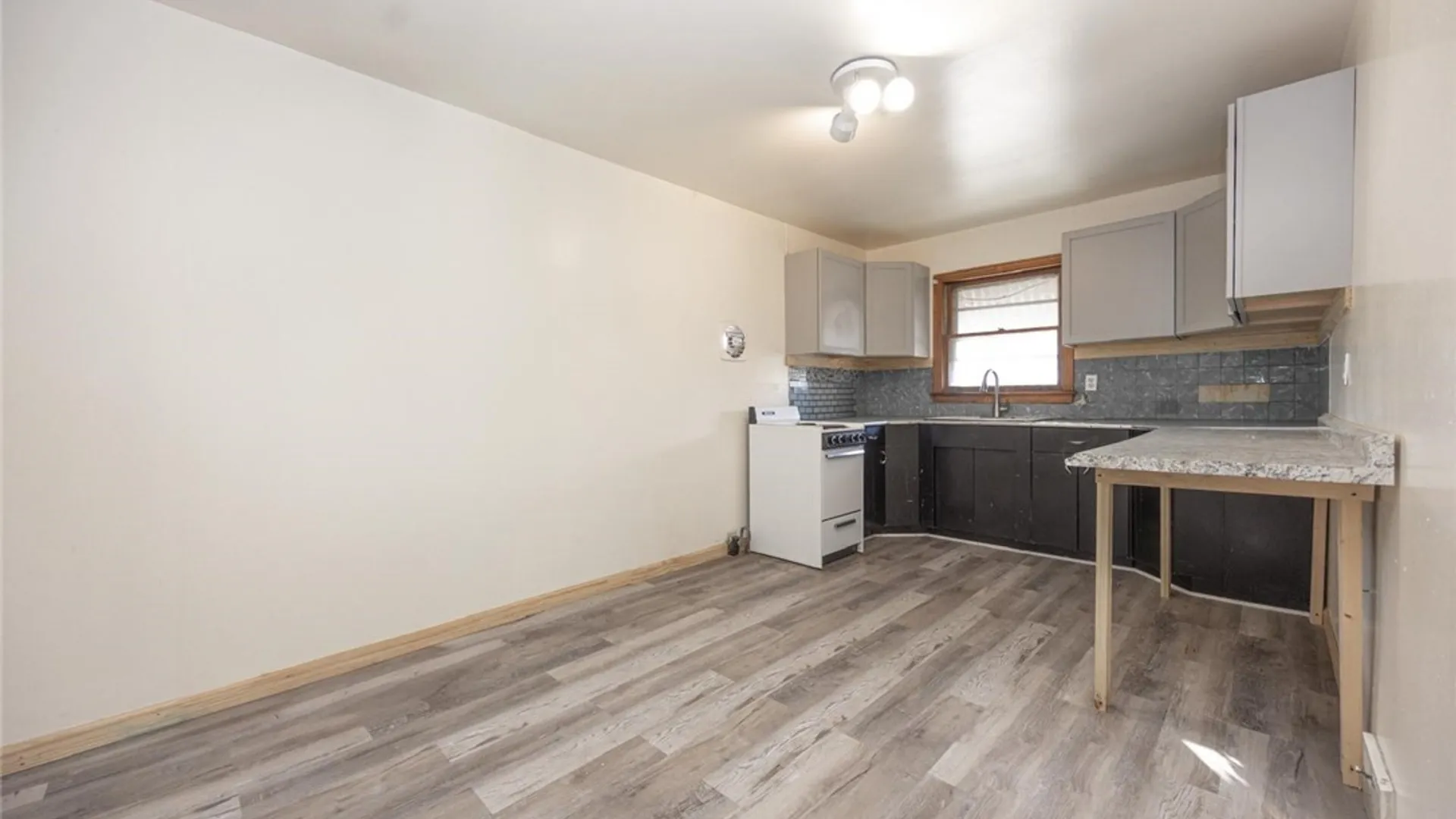 Property at 353 38th Street, Niagara Falls, NY 14303 27
