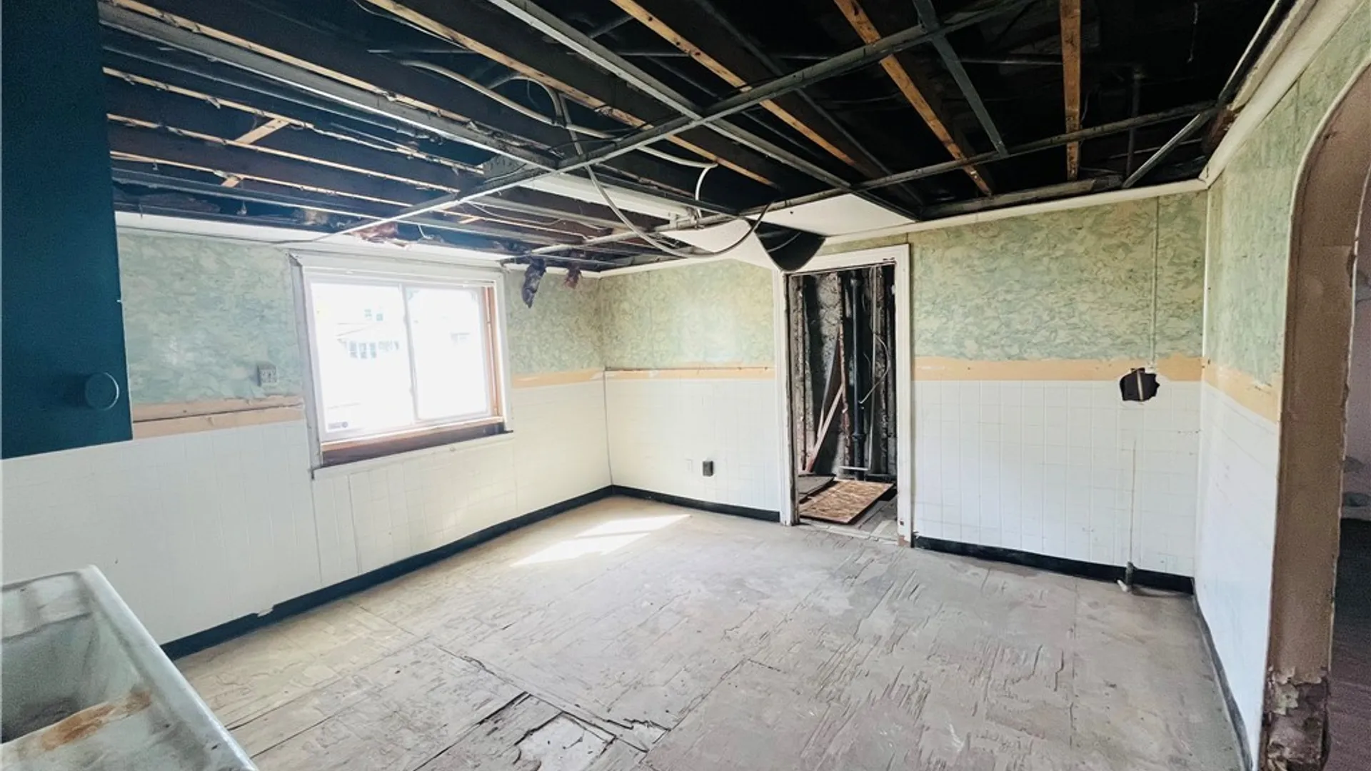 Property at 25 Central Avenue, Buffalo, NY 14212 29