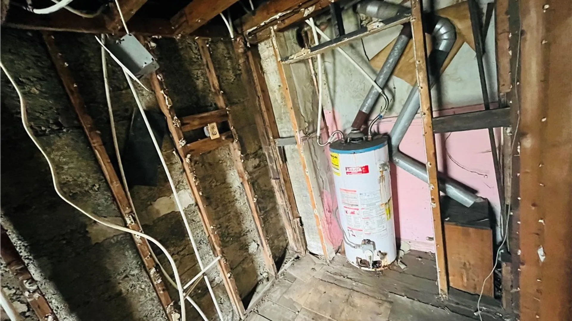 Property at 25 Central Avenue, Buffalo, NY 14212 32