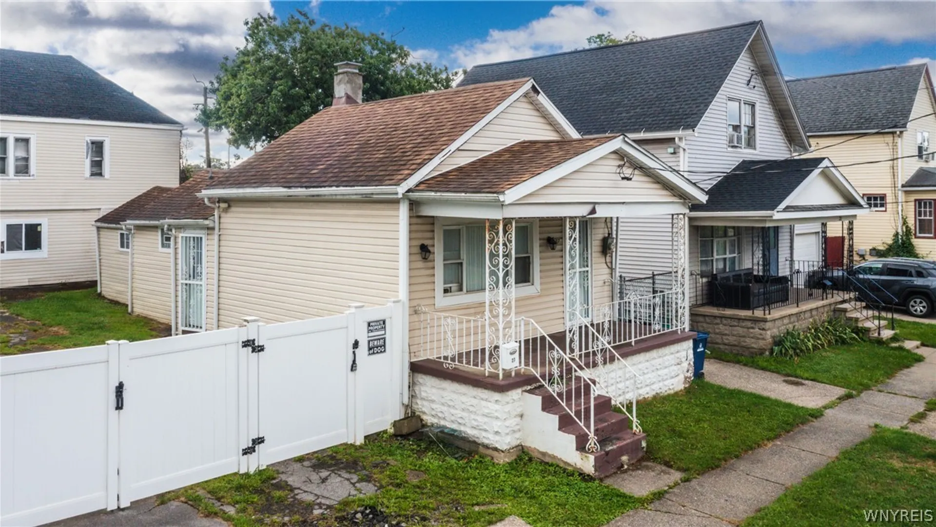 Property at 25 Central Avenue, Buffalo, NY 14212 4