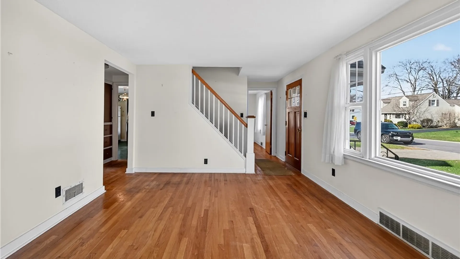Property at 116 Chestnut Hill Drive, Salina, NY 13088 10