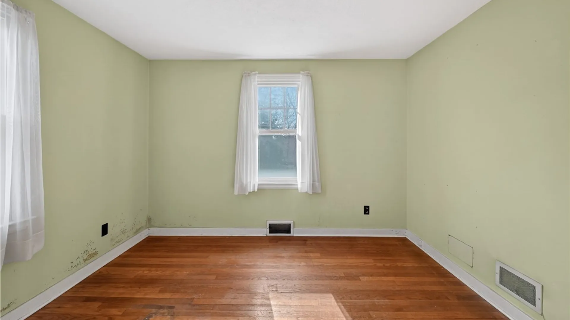 Property at 116 Chestnut Hill Drive, Salina, NY 13088 20